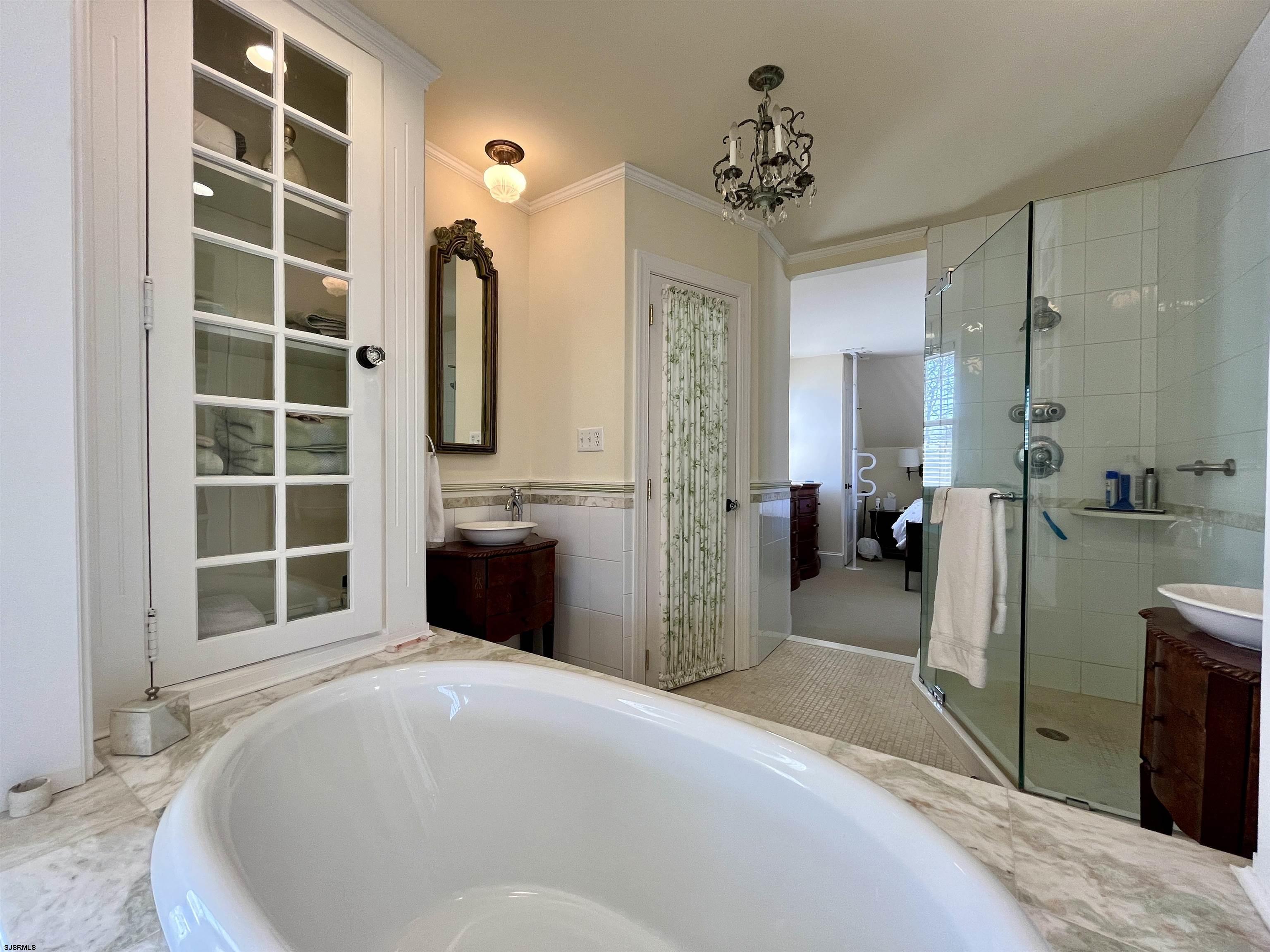 Ventnor, New Jersey 08406, United States, 5 Bedrooms Bedrooms, ,6 BathroomsBathrooms,Residential,Active,126930