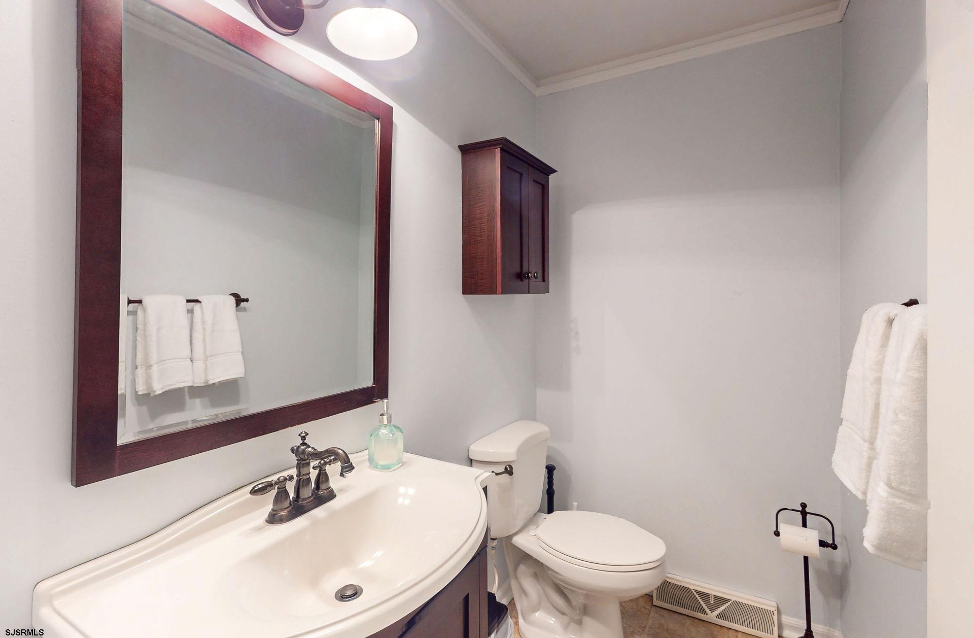 Ocean View, New Jersey 08230, United States, 4 Bedrooms Bedrooms, ,3 BathroomsBathrooms,Residential,Pending,186561