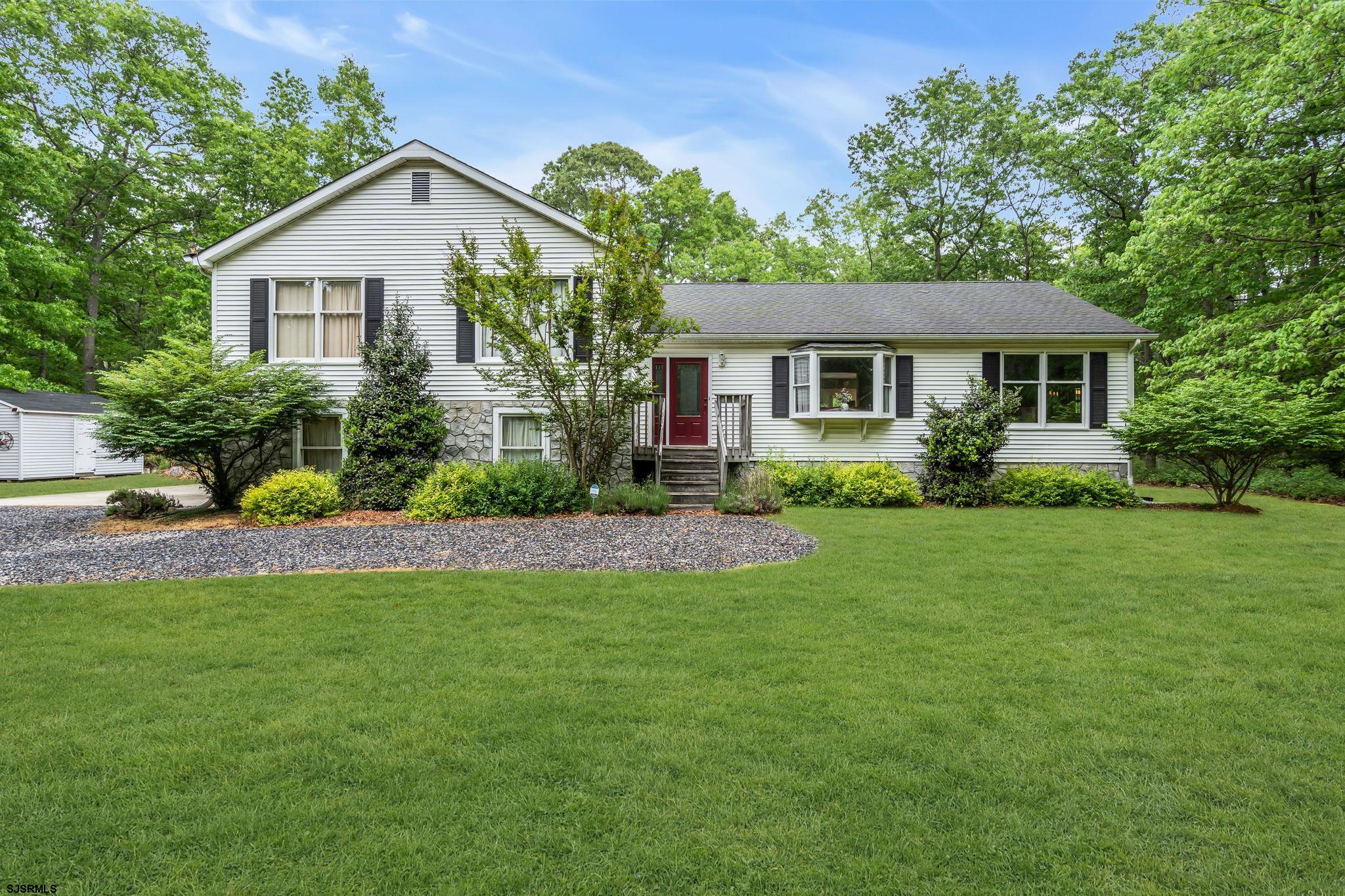 545 E Jimmie Leeds Road