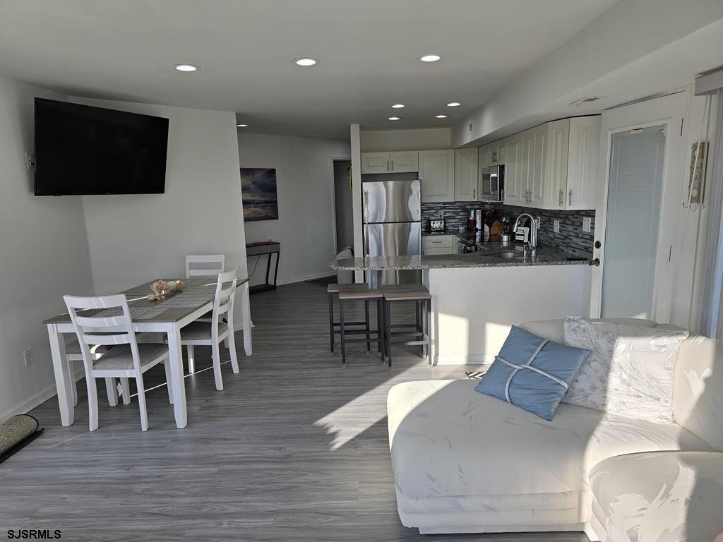 Brigantine, New Jersey 08203, United States, 3 Bedrooms Bedrooms, ,2 BathroomsBathrooms,Residential,Active,1459