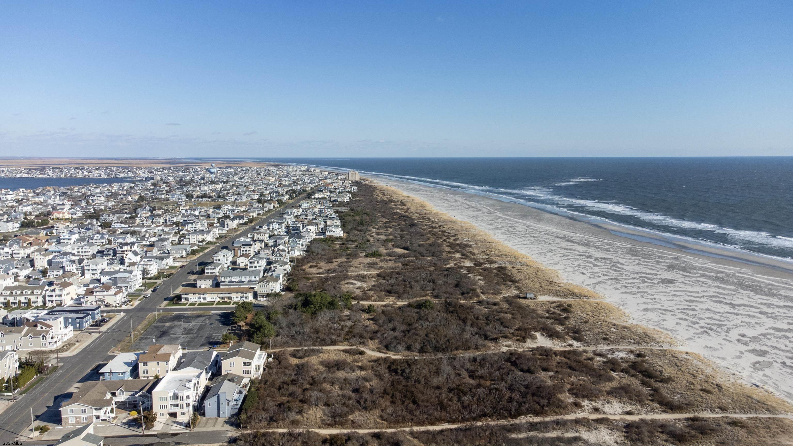 Brigantine, New Jersey 08203, United States, 3 Bedrooms Bedrooms, ,2 BathroomsBathrooms,Residential,Active,1459