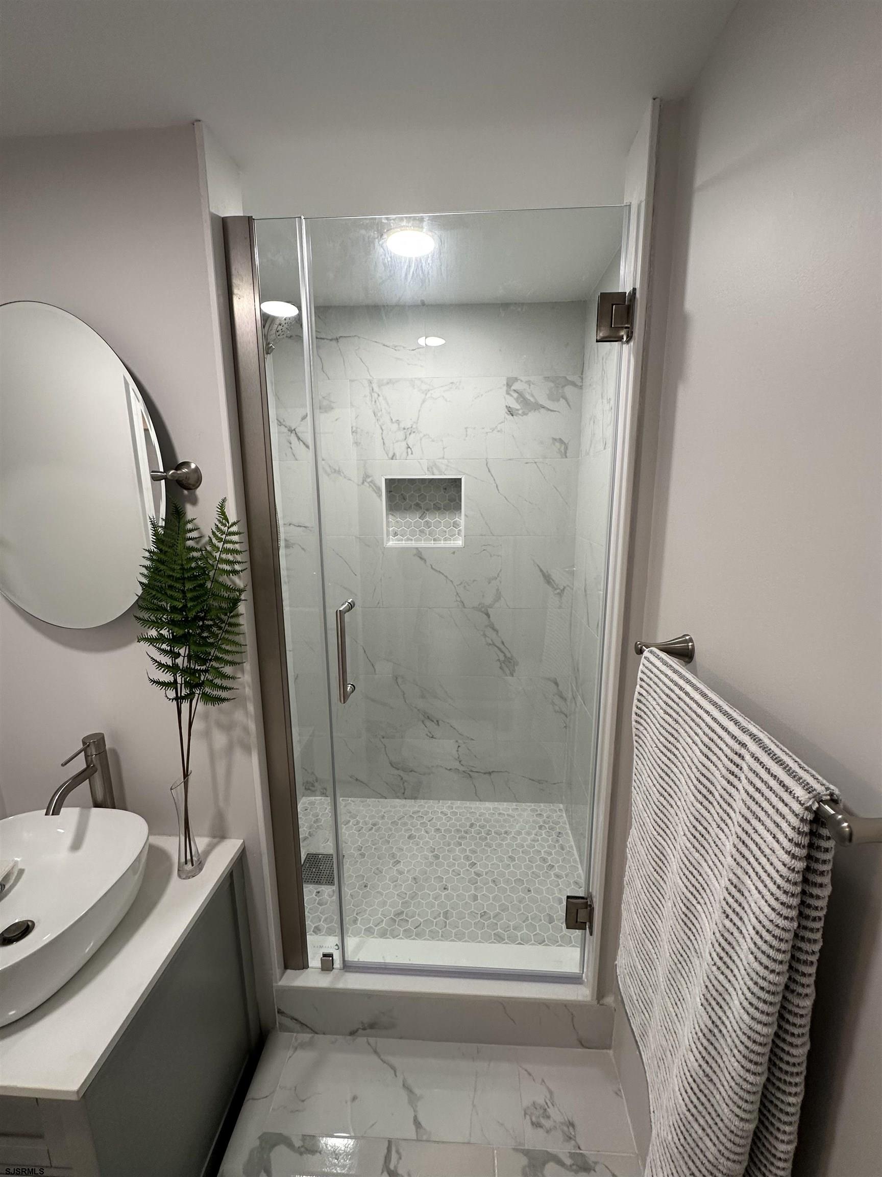 Atlantic City, New Jersey 08401, United States, 2 Bedrooms Bedrooms, ,2 BathroomsBathrooms,Residential,Active,207190