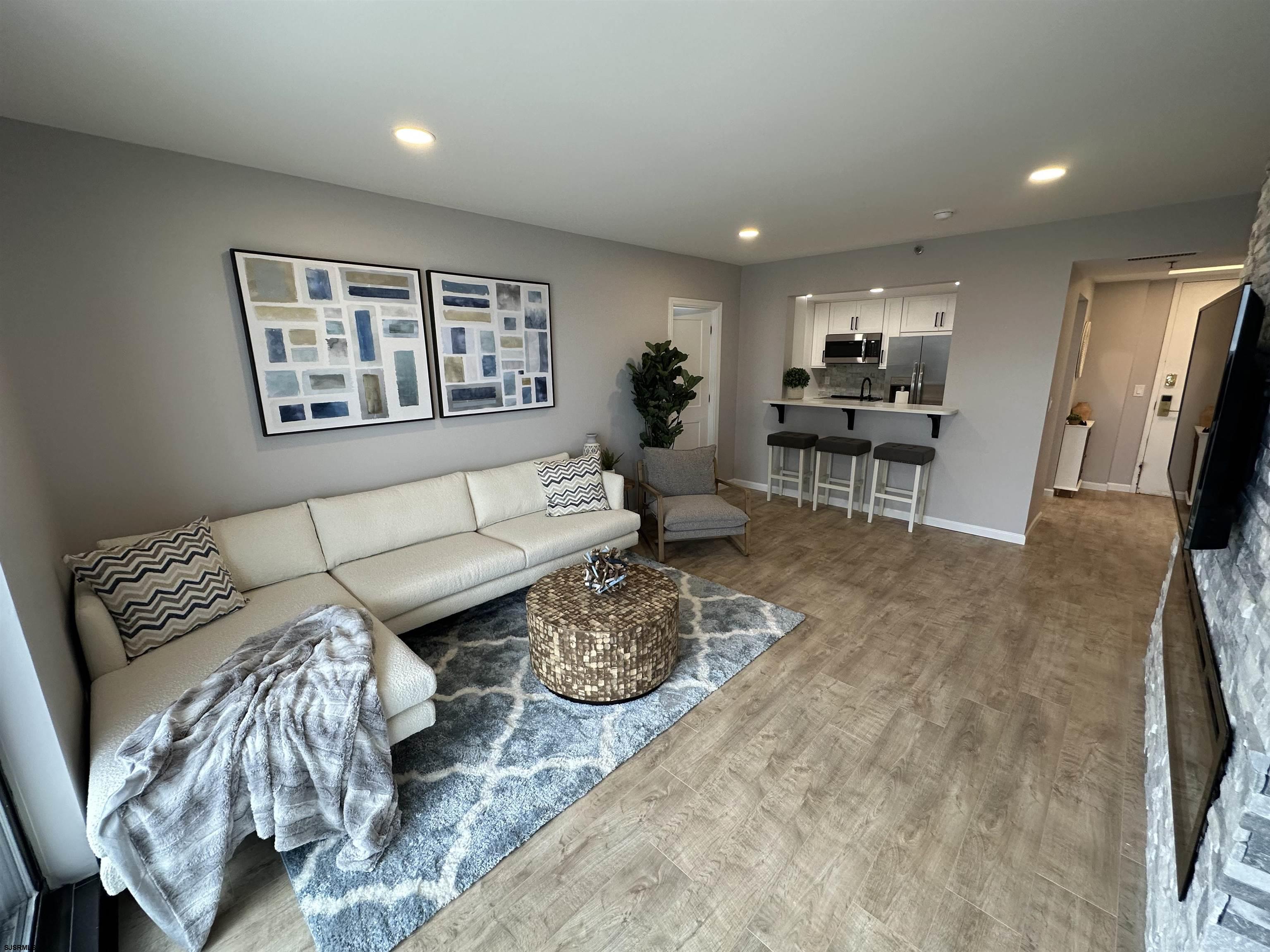 Atlantic City, New Jersey 08401, United States, 2 Bedrooms Bedrooms, ,2 BathroomsBathrooms,Residential,Active,207190