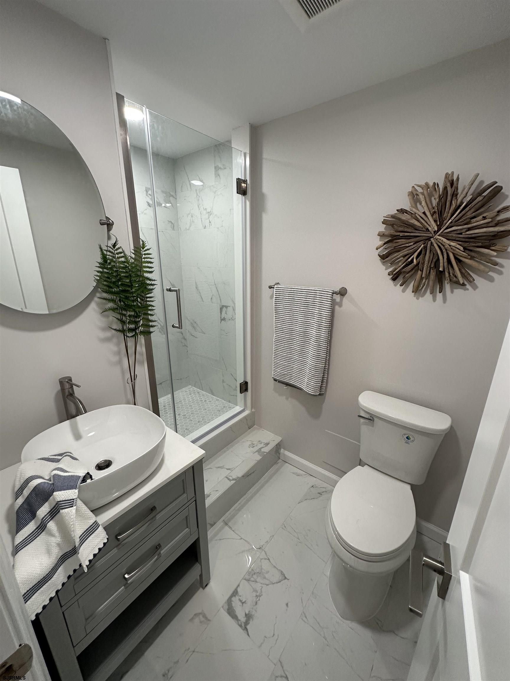 Atlantic City, New Jersey 08401, United States, 2 Bedrooms Bedrooms, ,2 BathroomsBathrooms,Residential,Active,207190