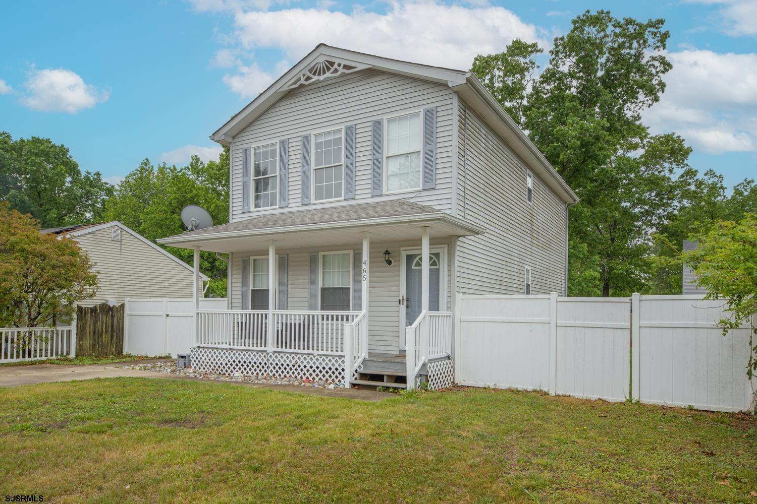 465 Poplar