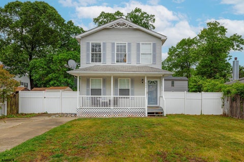 Photo of 465 Poplar Ave, Galloway Township, NJ 08205 (MLS # 608218)