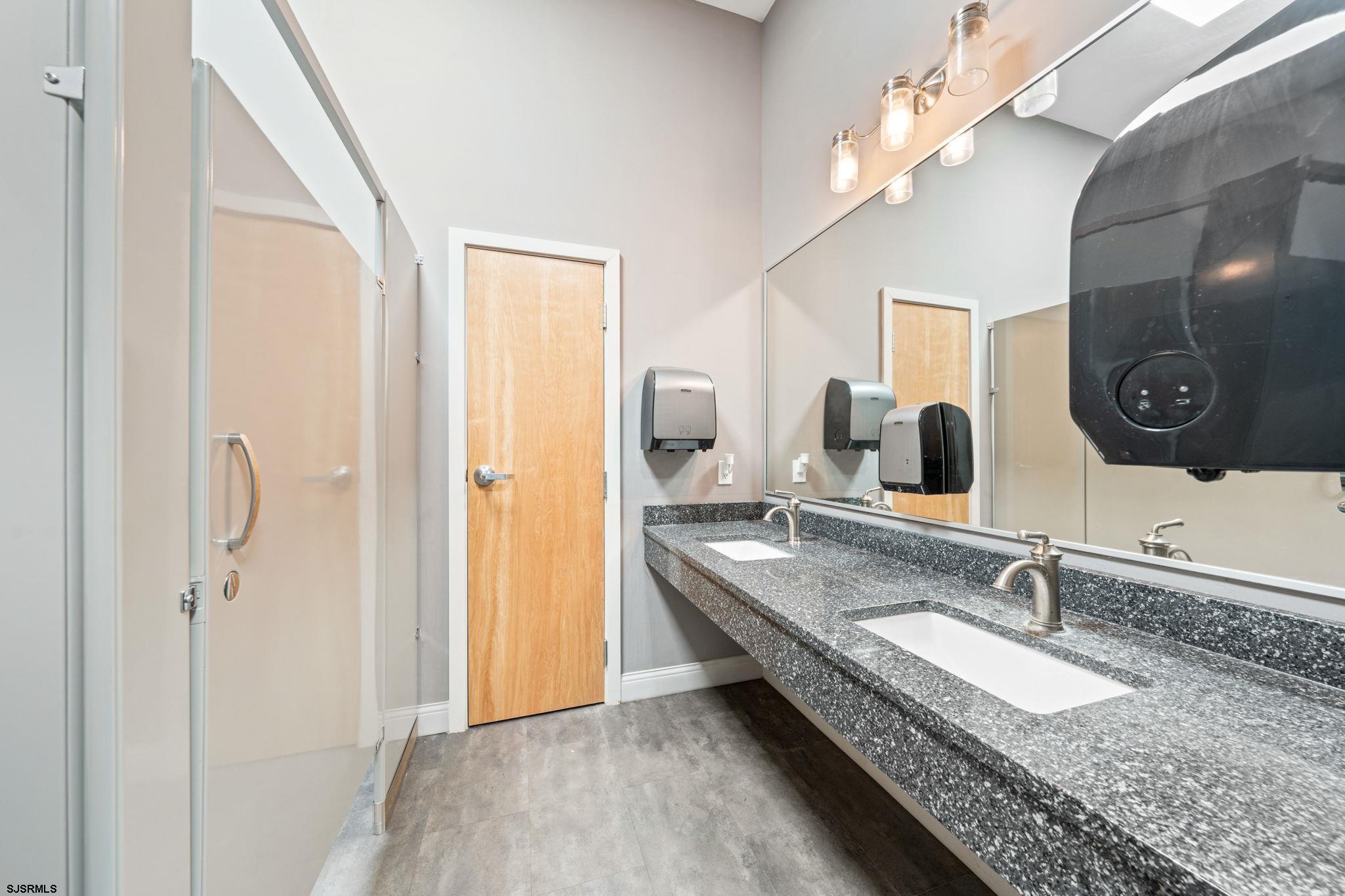 Ocean City, New Jersey 08226, United States, ,Commercial,Active,70735