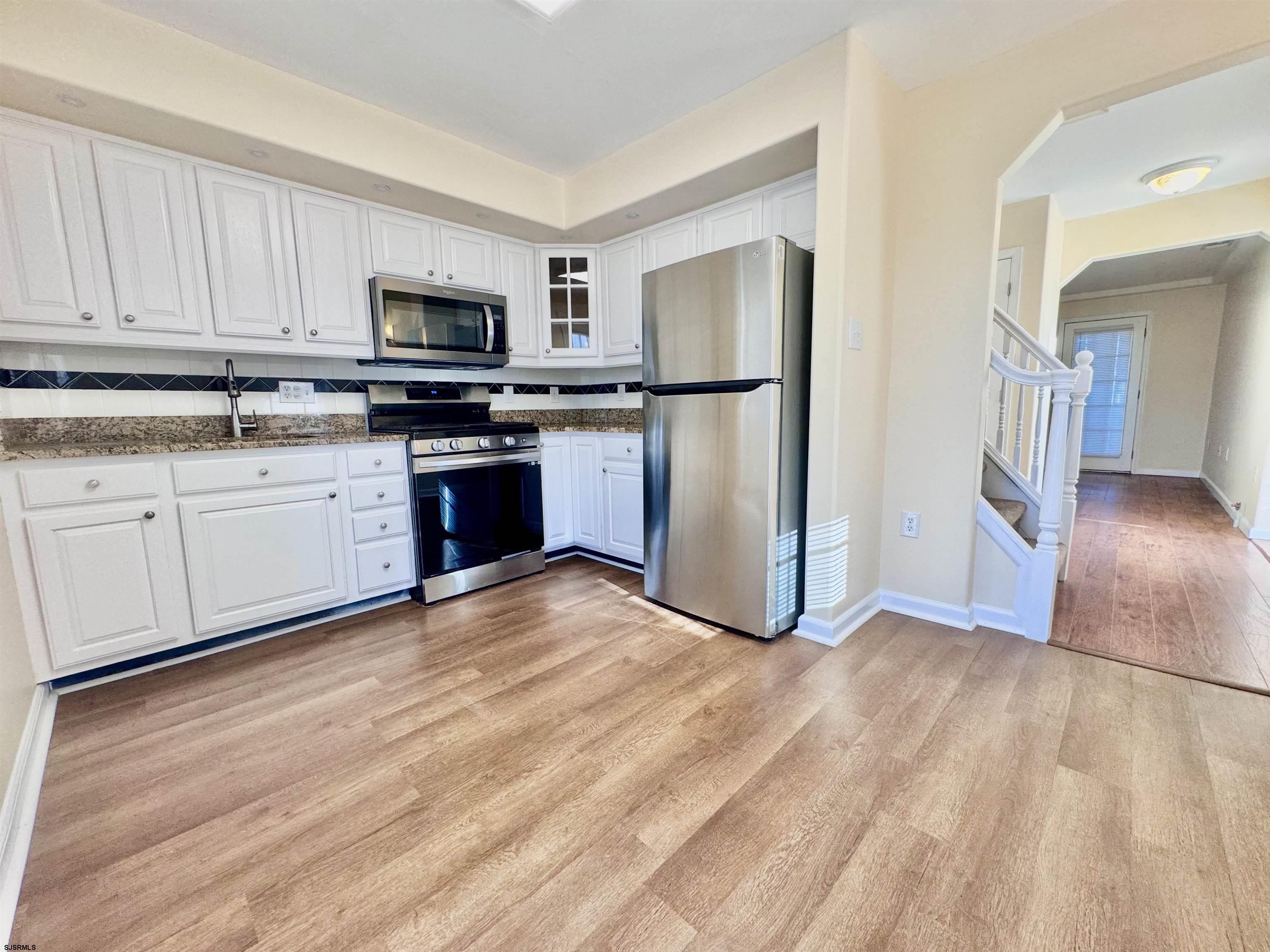 409 W Oak A
