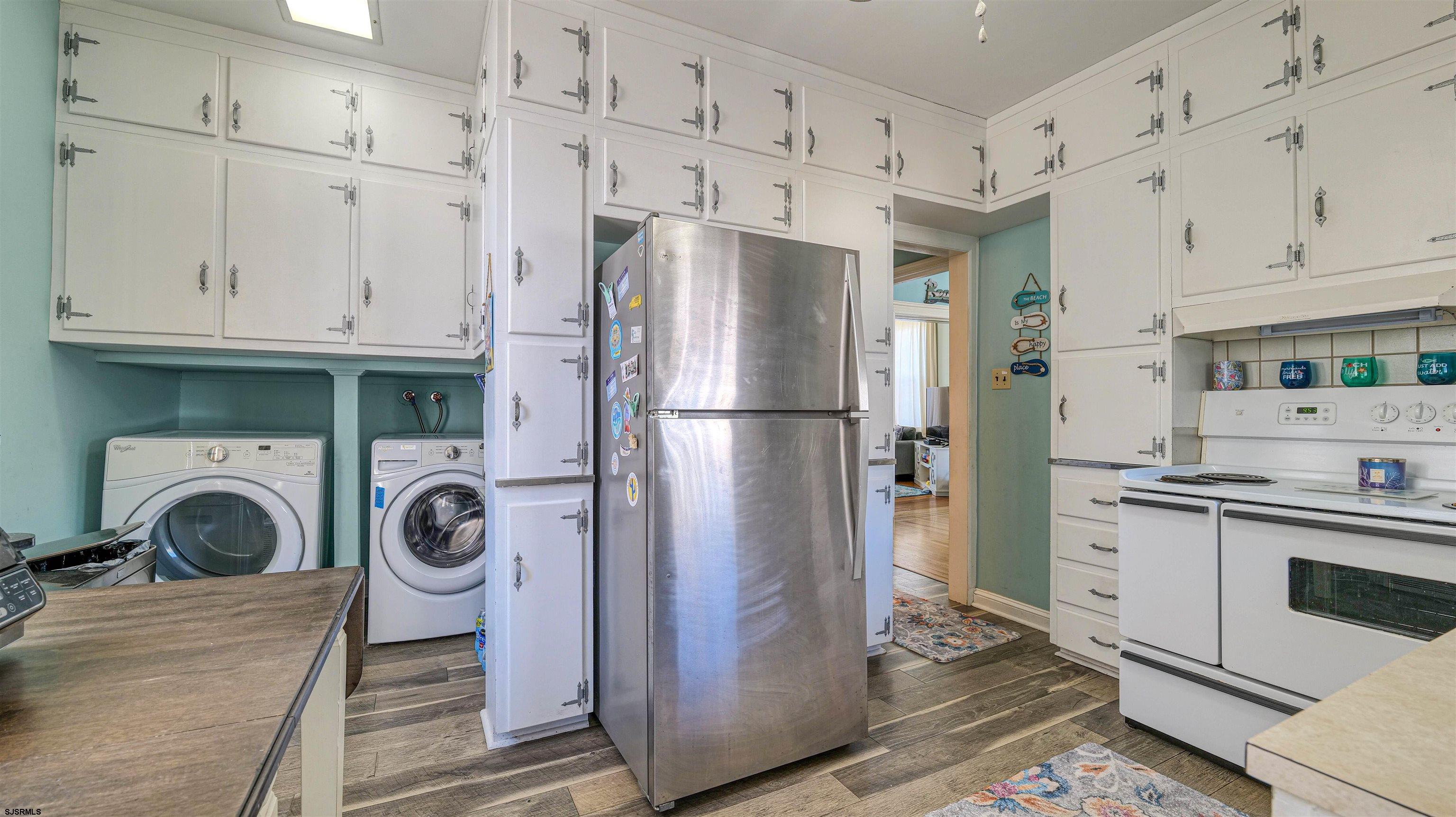 Ocean City, New Jersey 08226, United States, 9 Bedrooms Bedrooms, ,3 BathroomsBathrooms,Residential,Active,106736