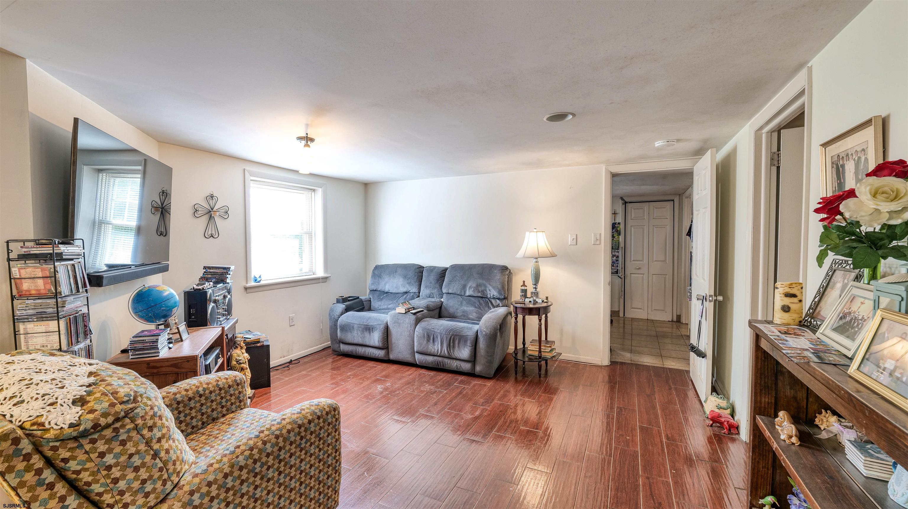 Ocean City, New Jersey 08226, United States, 9 Bedrooms Bedrooms, ,3 BathroomsBathrooms,Residential,Active,106736