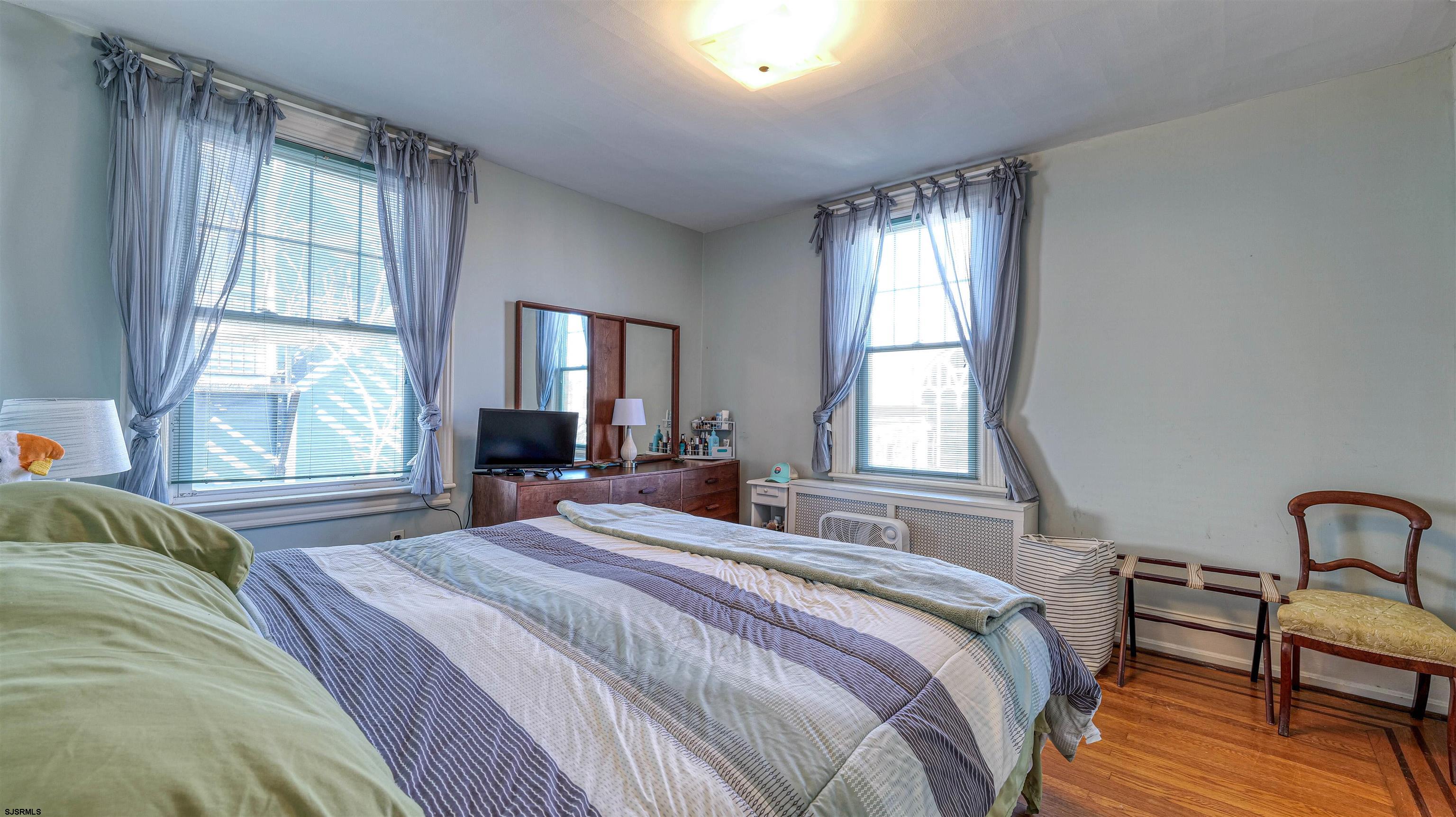 Ocean City, New Jersey 08226, United States, 9 Bedrooms Bedrooms, ,3 BathroomsBathrooms,Residential,Active,106736