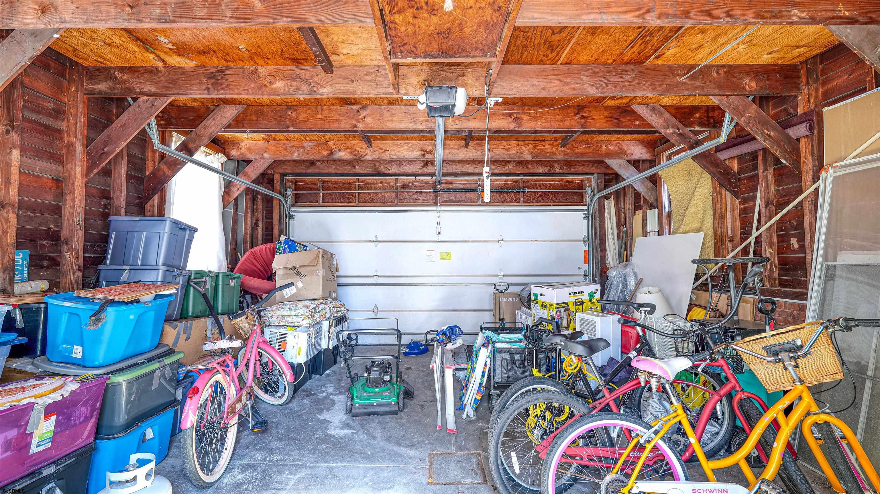 Ocean City, New Jersey 08226, United States, 9 Bedrooms Bedrooms, ,3 BathroomsBathrooms,Residential,Active,106736