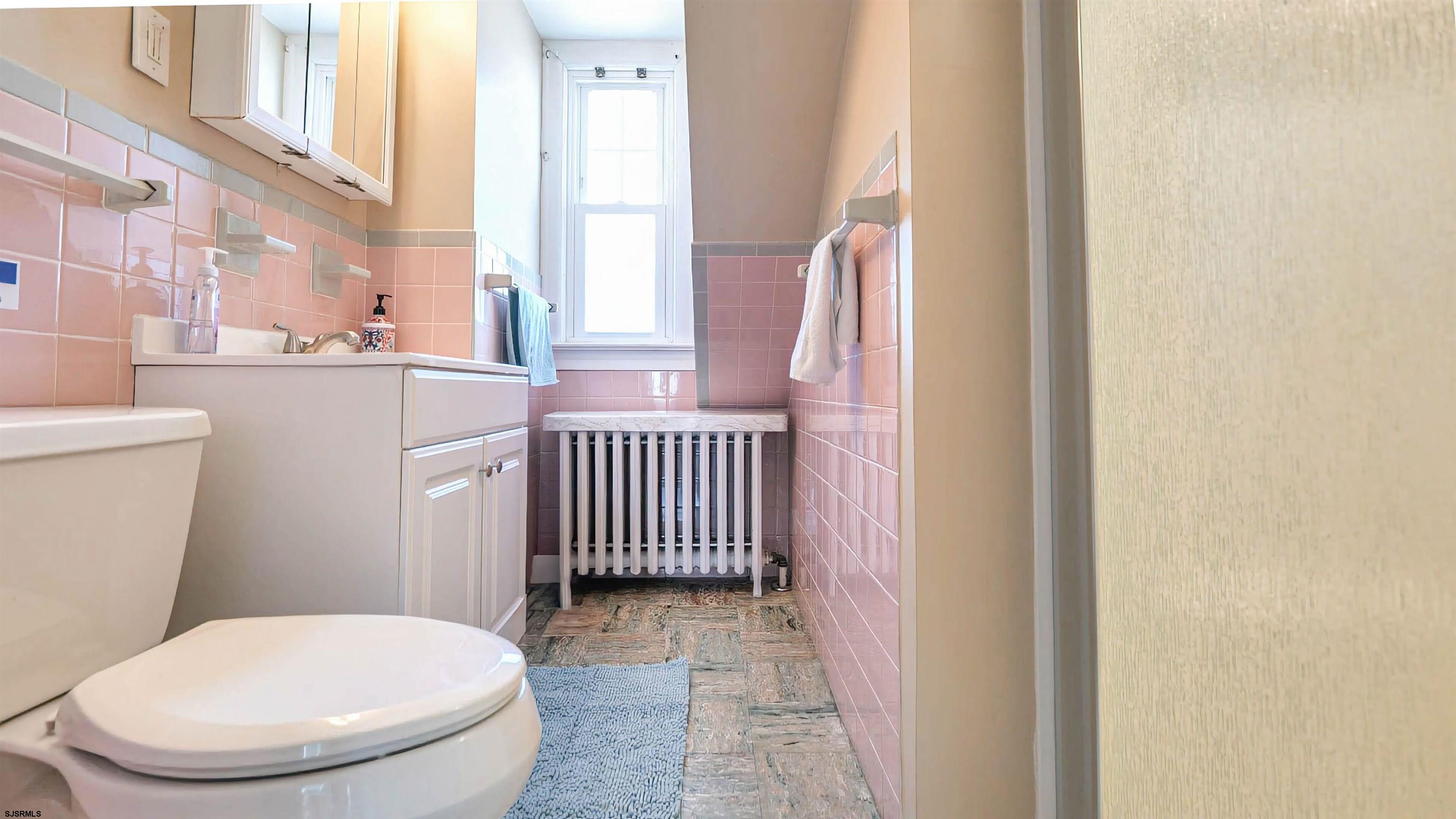 Ocean City, New Jersey 08226, United States, 9 Bedrooms Bedrooms, ,3 BathroomsBathrooms,Residential,Active,106736