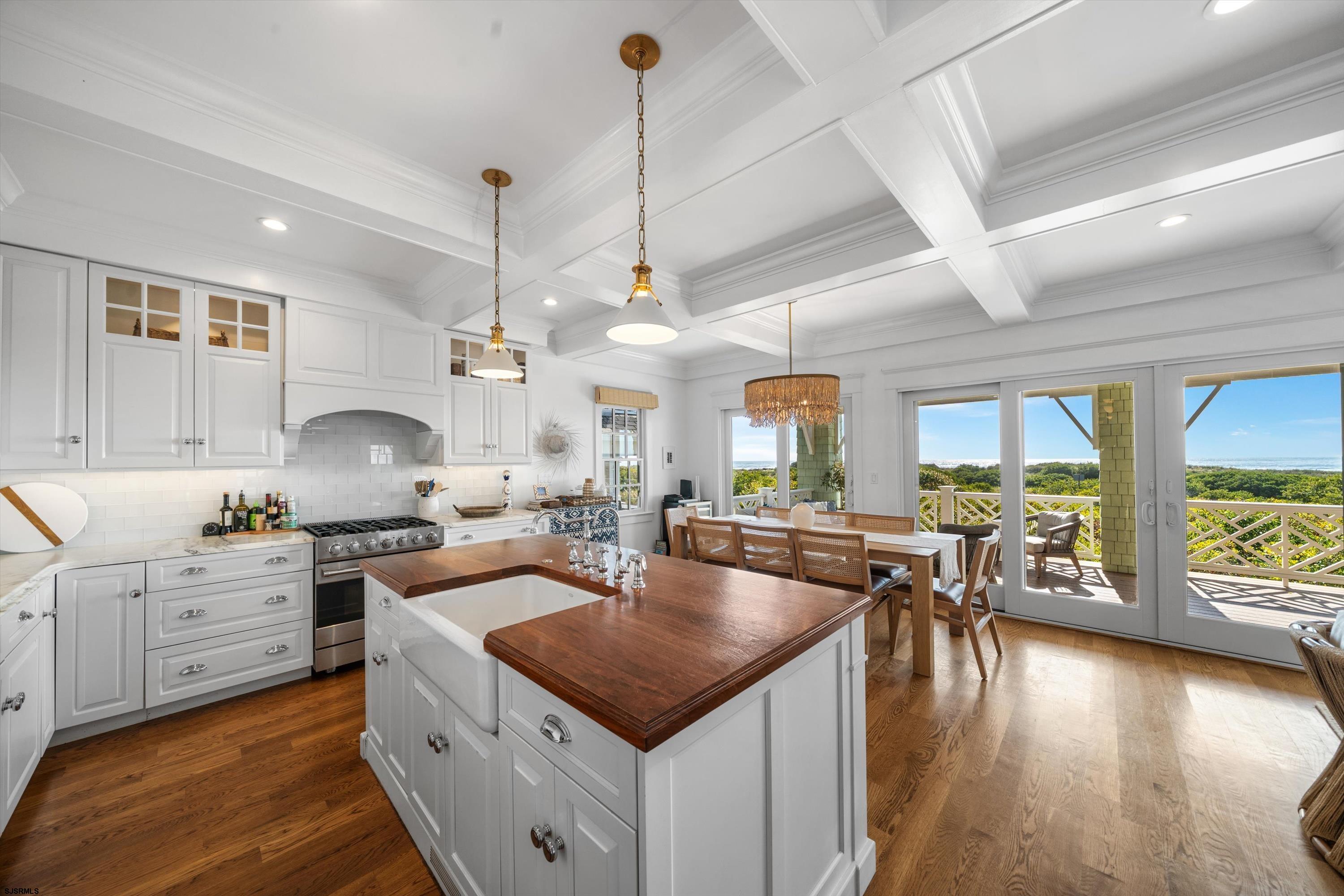 Ocean City, New Jersey 08226, United States, 5 Bedrooms Bedrooms, ,6 BathroomsBathrooms,Residential,Active,219420