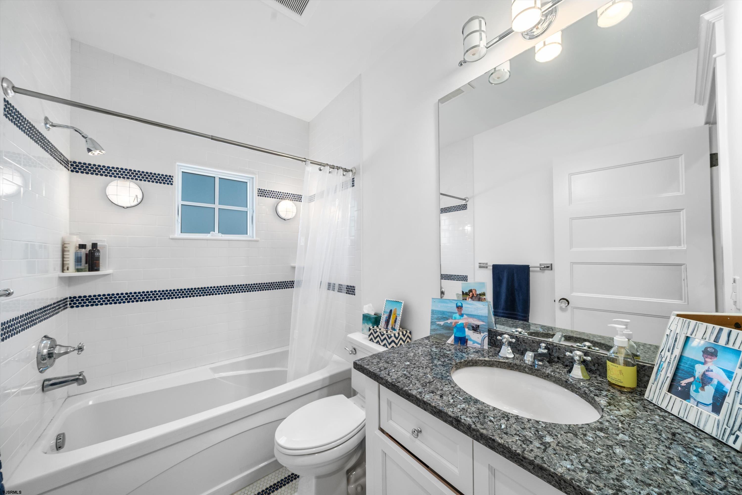 Ocean City, New Jersey 08226, United States, 5 Bedrooms Bedrooms, ,6 BathroomsBathrooms,Residential,Active,219420