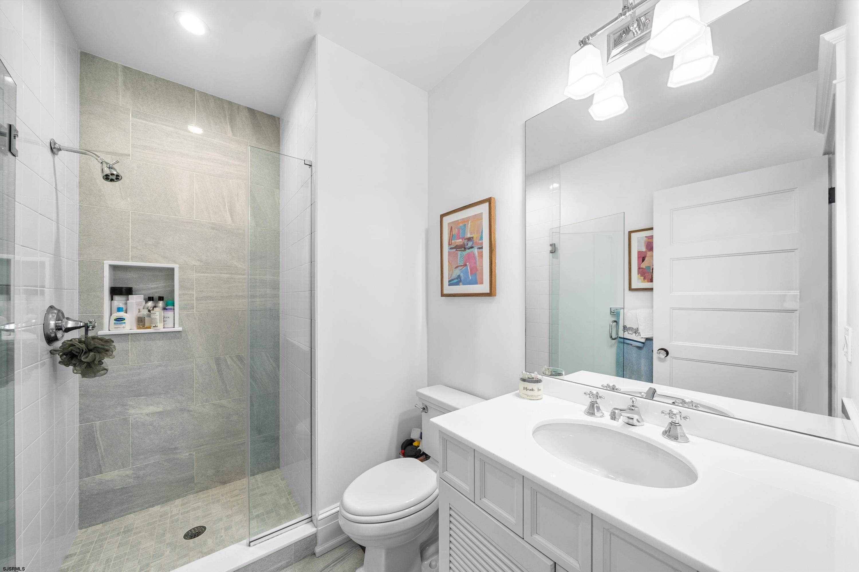 Ocean City, New Jersey 08226, United States, 5 Bedrooms Bedrooms, ,6 BathroomsBathrooms,Residential,Active,219420