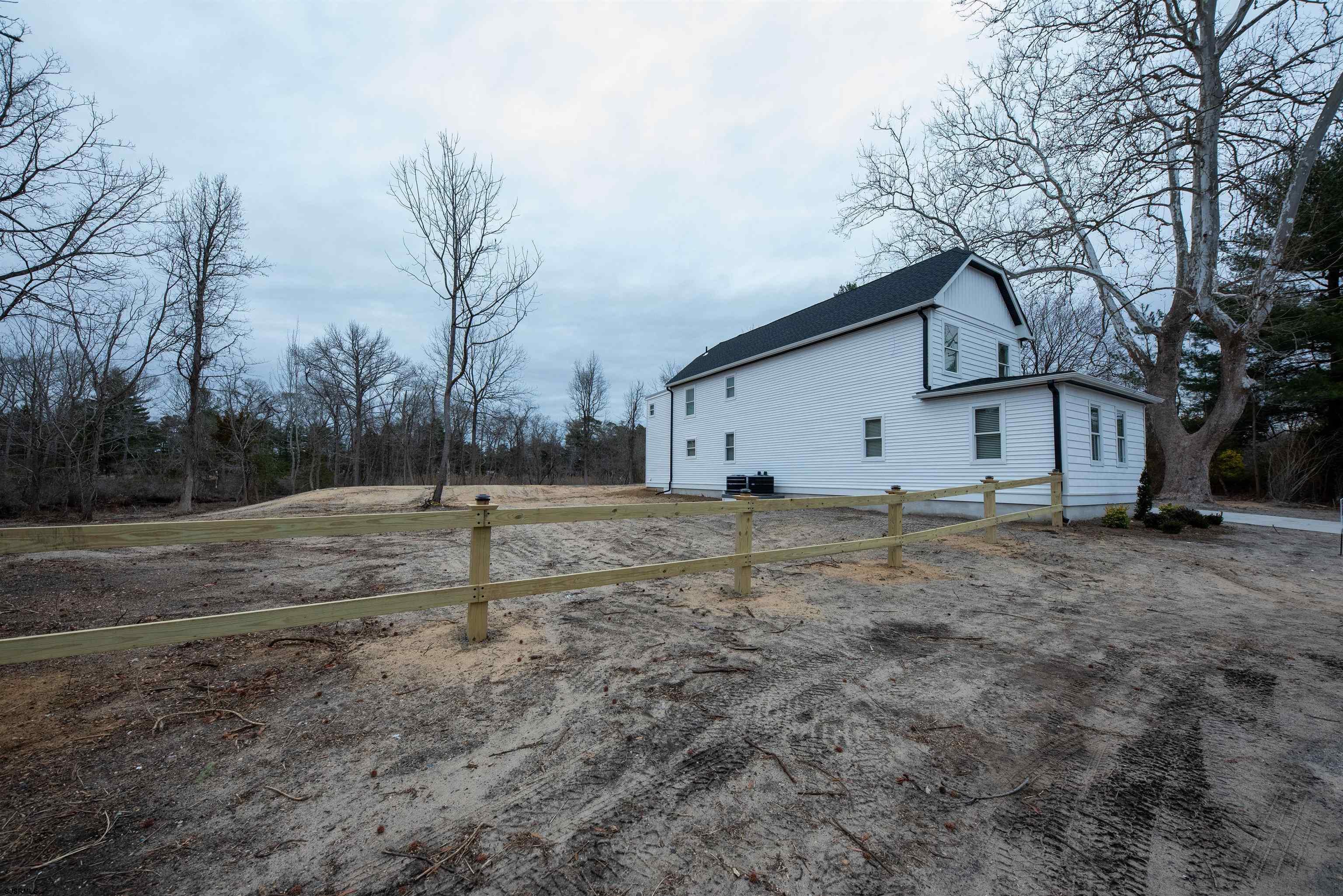 Tuckahoe, New Jersey 08270, United States, 4 Bedrooms Bedrooms, ,3 BathroomsBathrooms,Residential,Pending,14525