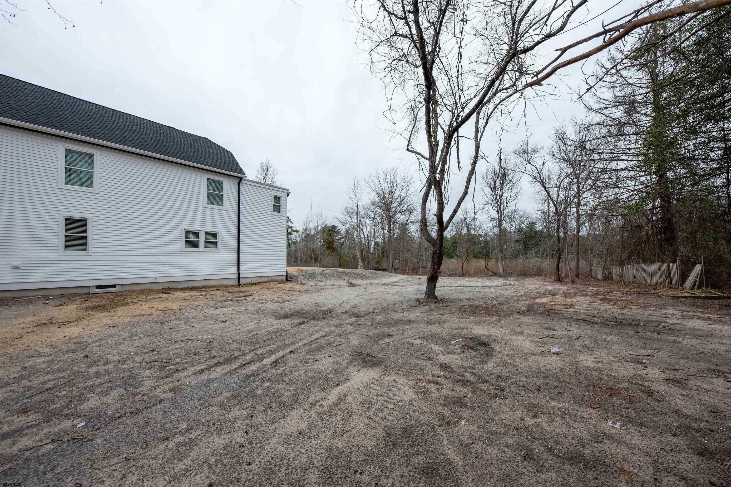 Tuckahoe, New Jersey 08270, United States, 4 Bedrooms Bedrooms, ,3 BathroomsBathrooms,Residential,Pending,14525