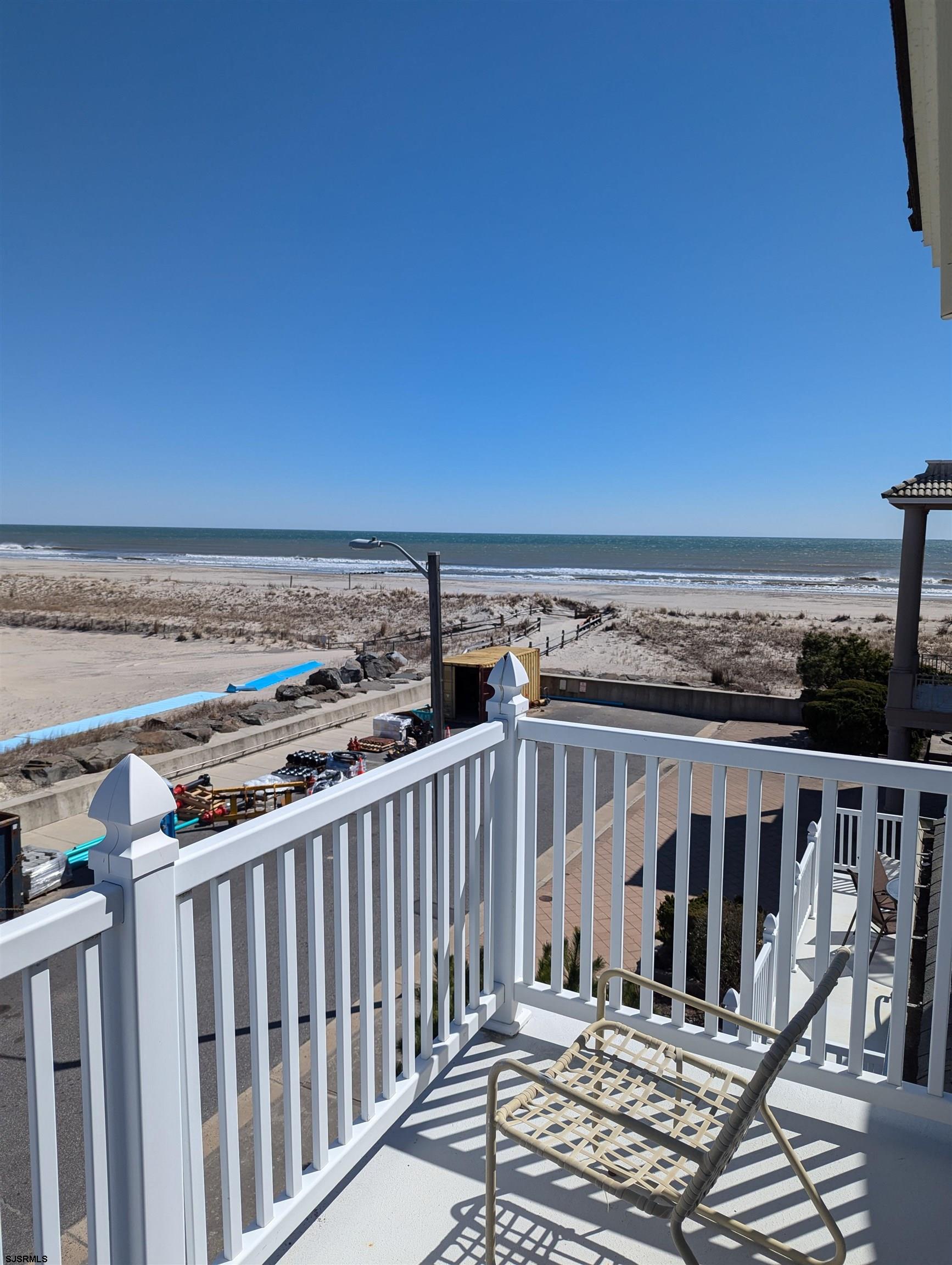 Longport, New Jersey 08403, United States, 3 Bedrooms Bedrooms, ,4 BathroomsBathrooms,Residential,Active,98538