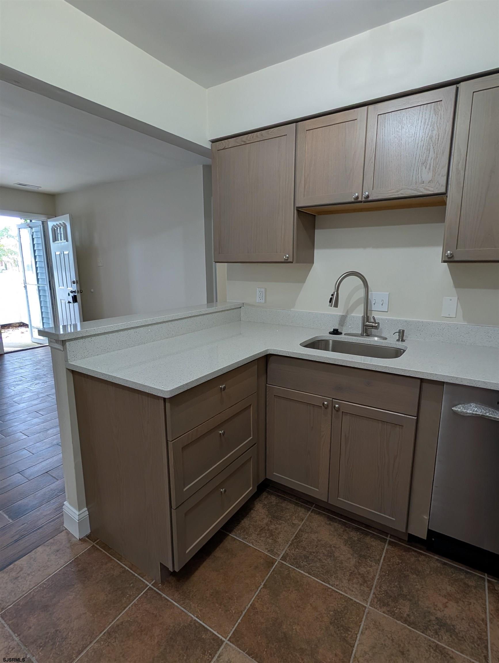 Egg Harbor Township, New Jersey 08234, United States, 2 Bedrooms Bedrooms, ,1 BathroomBathrooms,Residential,Active,210488