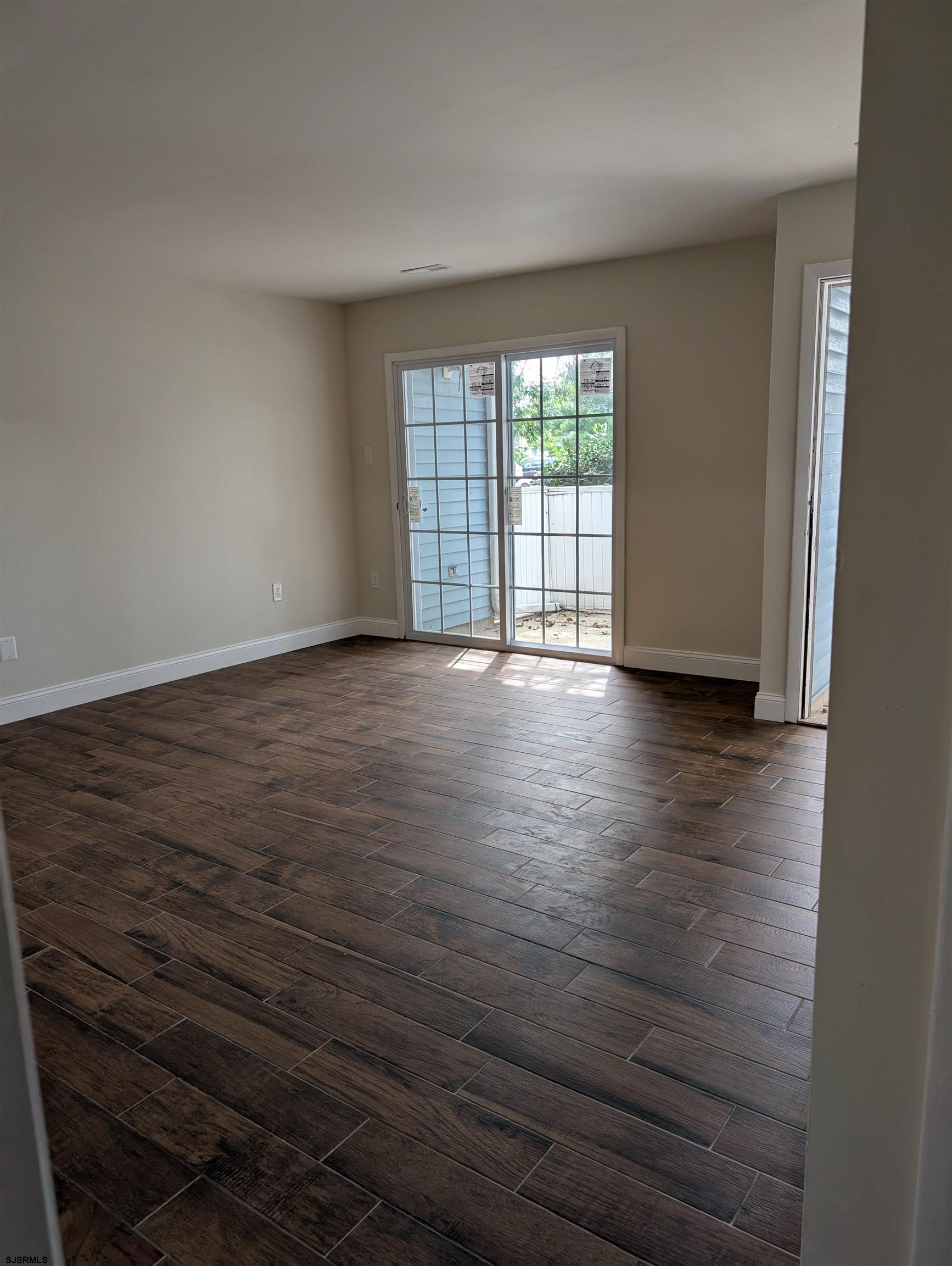 Egg Harbor Township, New Jersey 08234, United States, 2 Bedrooms Bedrooms, ,1 BathroomBathrooms,Residential,Active,210488