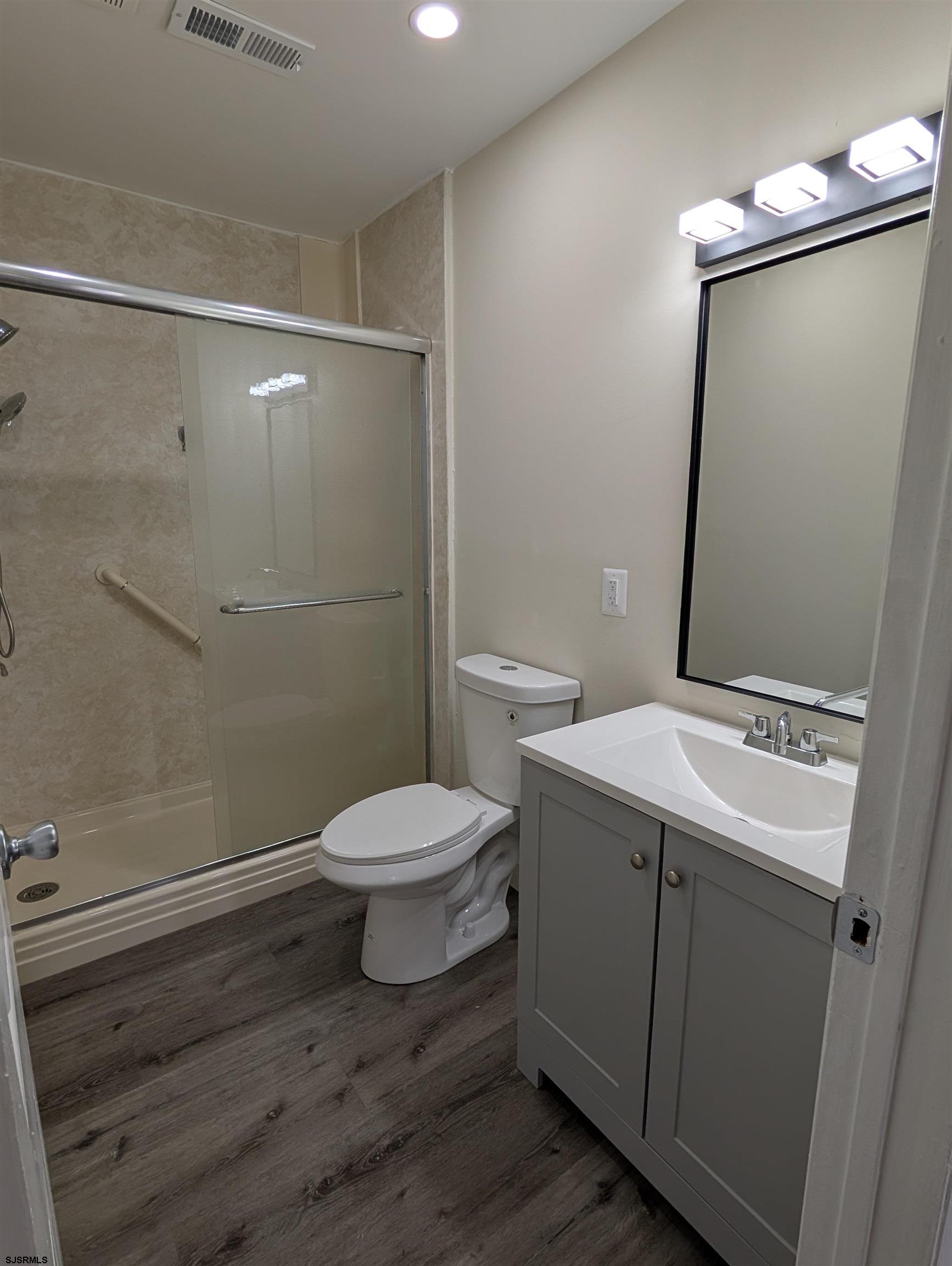 Egg Harbor Township, New Jersey 08234, United States, 2 Bedrooms Bedrooms, ,1 BathroomBathrooms,Residential,Active,210488