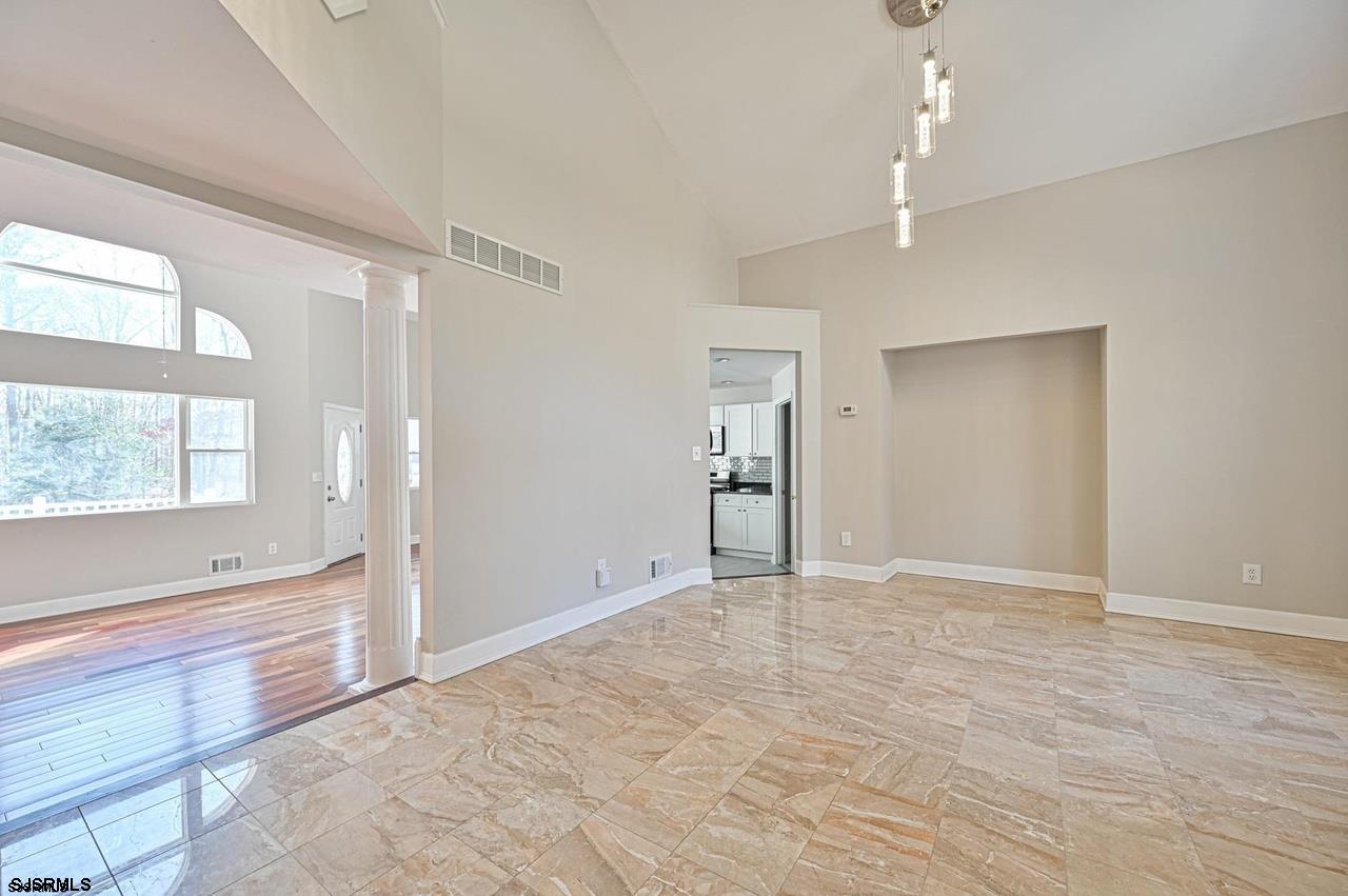 712 S 2nd Ave
