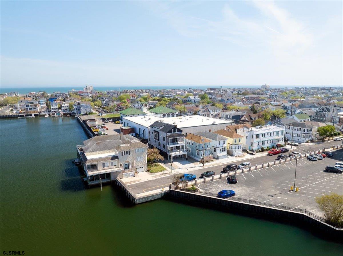 Ventnor, New Jersey 08406, United States, 4 Bedrooms Bedrooms, ,5 BathroomsBathrooms,Residential,Active,166106