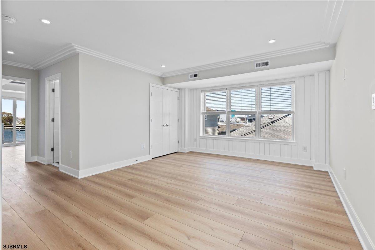 Ventnor, New Jersey 08406, United States, 4 Bedrooms Bedrooms, ,5 BathroomsBathrooms,Residential,Active,166106