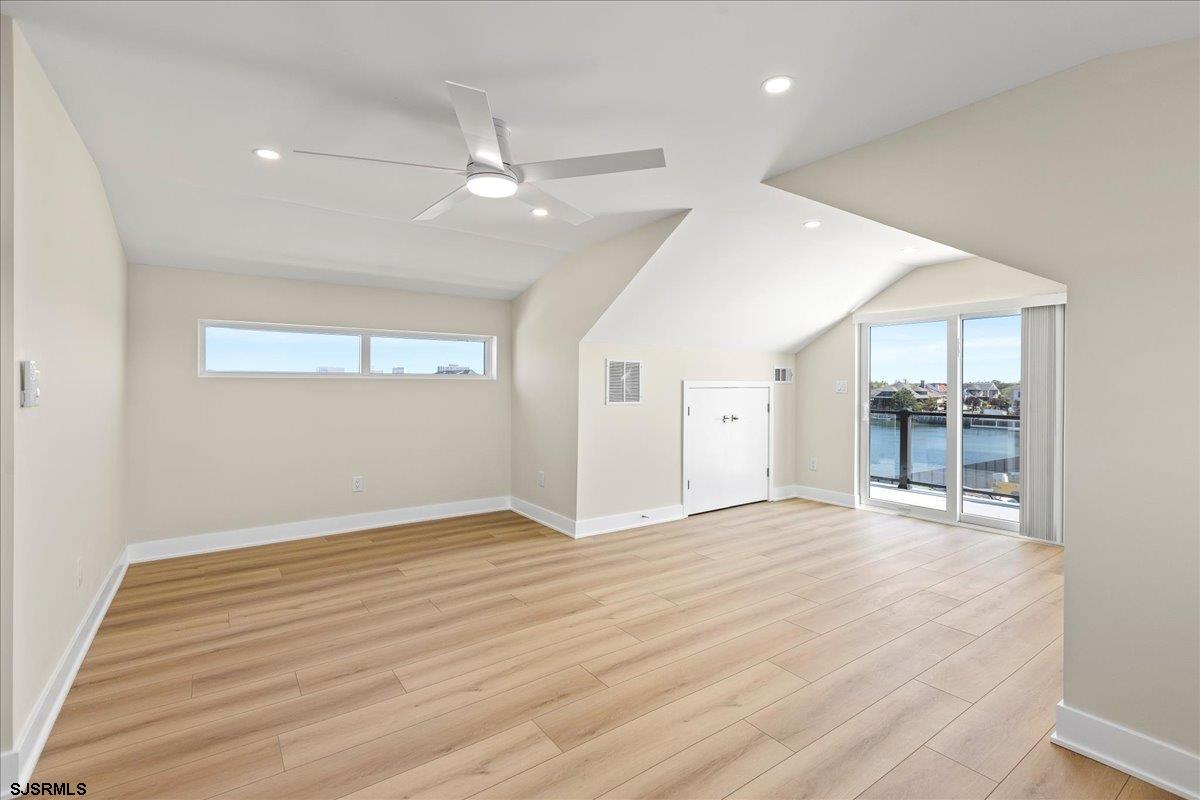 Ventnor, New Jersey 08406, United States, 4 Bedrooms Bedrooms, ,5 BathroomsBathrooms,Residential,Active,166106