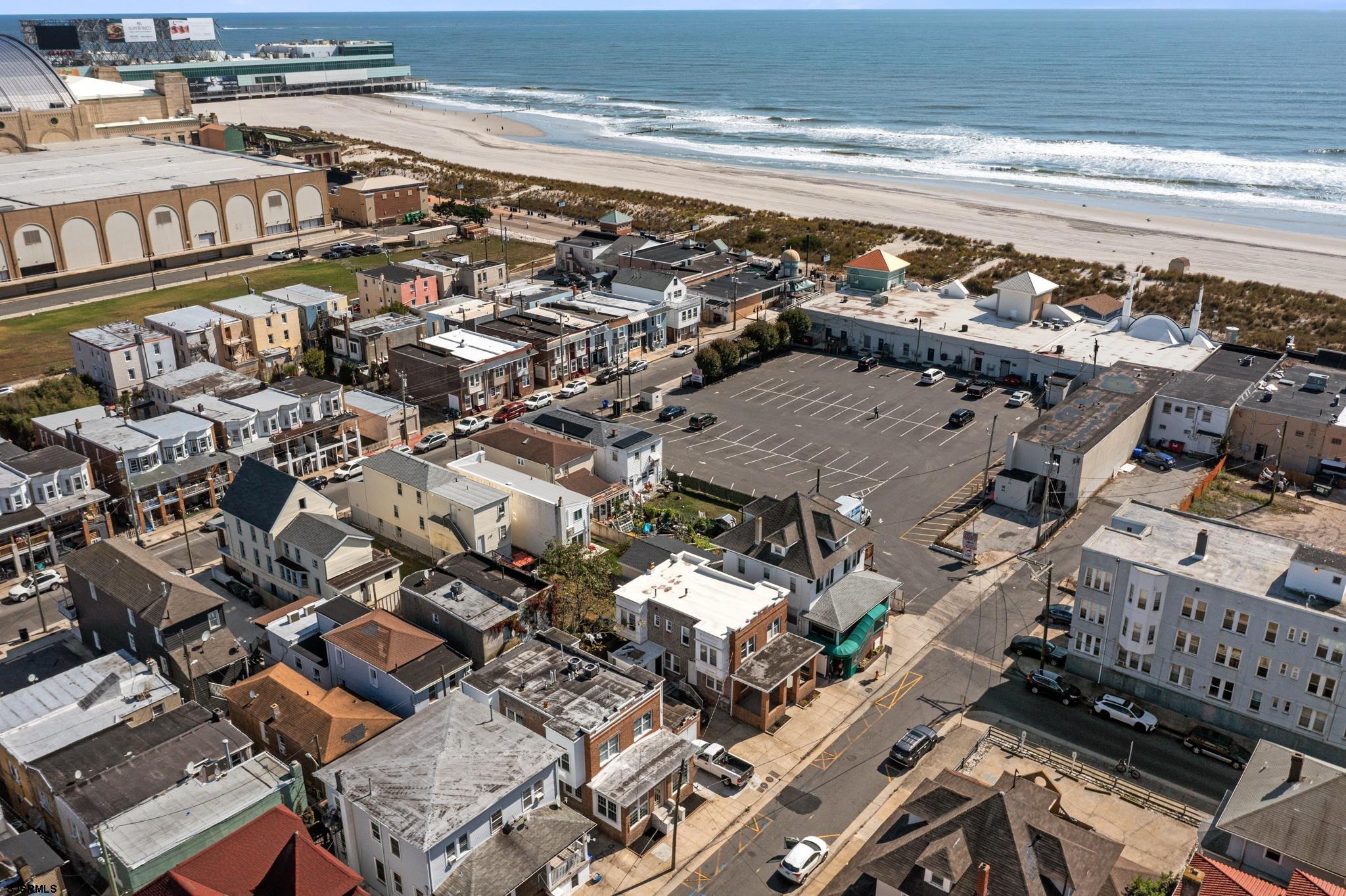 Atlantic City, New Jersey 08401, United States, 5 Bedrooms Bedrooms, ,5 BathroomsBathrooms,Residential,Active,158911