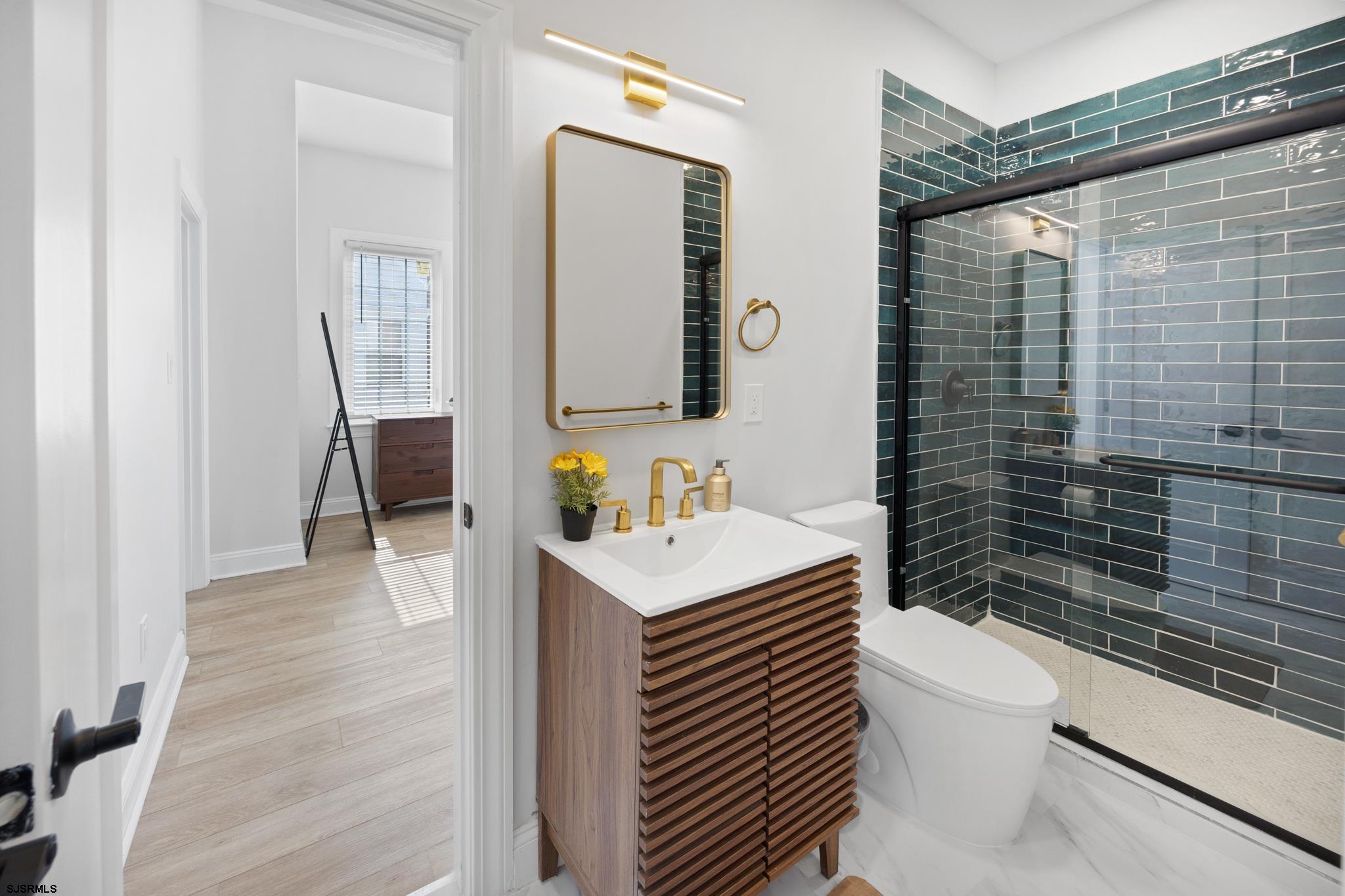 Atlantic City, New Jersey 08401, United States, 5 Bedrooms Bedrooms, ,5 BathroomsBathrooms,Residential,Active,158911