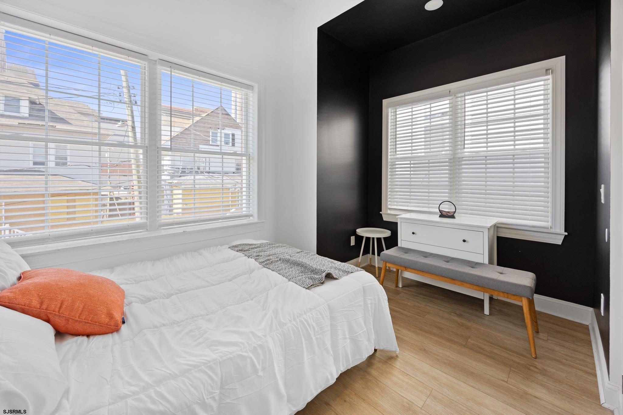 Atlantic City, New Jersey 08401, United States, 5 Bedrooms Bedrooms, ,5 BathroomsBathrooms,Residential,Active,158911