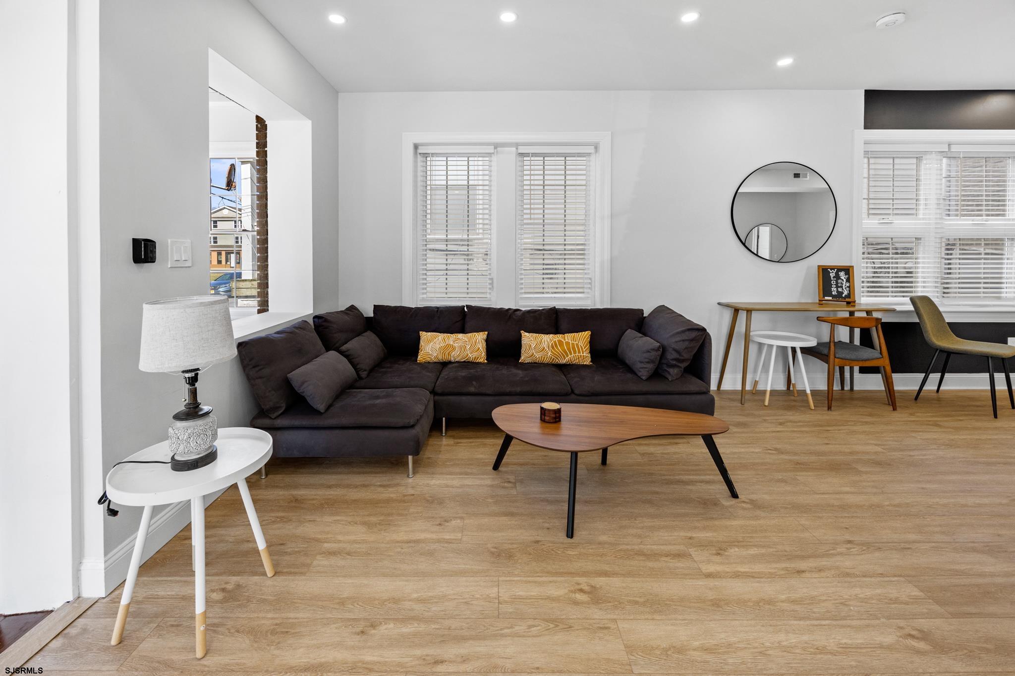 Atlantic City, New Jersey 08401, United States, 5 Bedrooms Bedrooms, ,5 BathroomsBathrooms,Residential,Active,158911