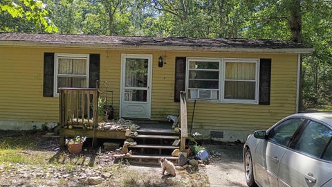 Homes For Sale - 6042 Hickory Street<br/> Atlantic County, Mays Landing, NJ 08332