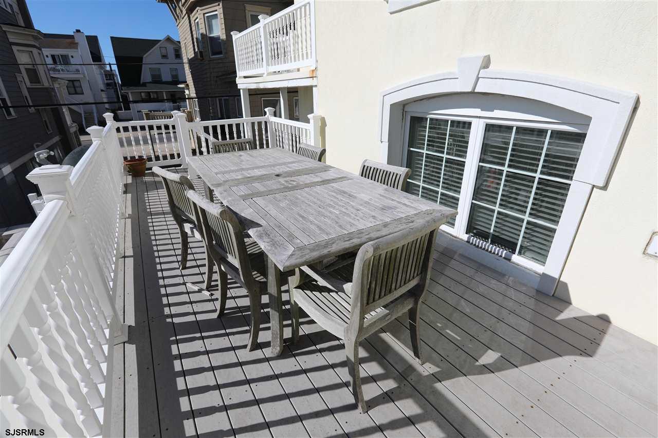 Ventnor, New Jersey 08406, United States, 5 Bedrooms Bedrooms, ,4 BathroomsBathrooms,Residential,Active,38875