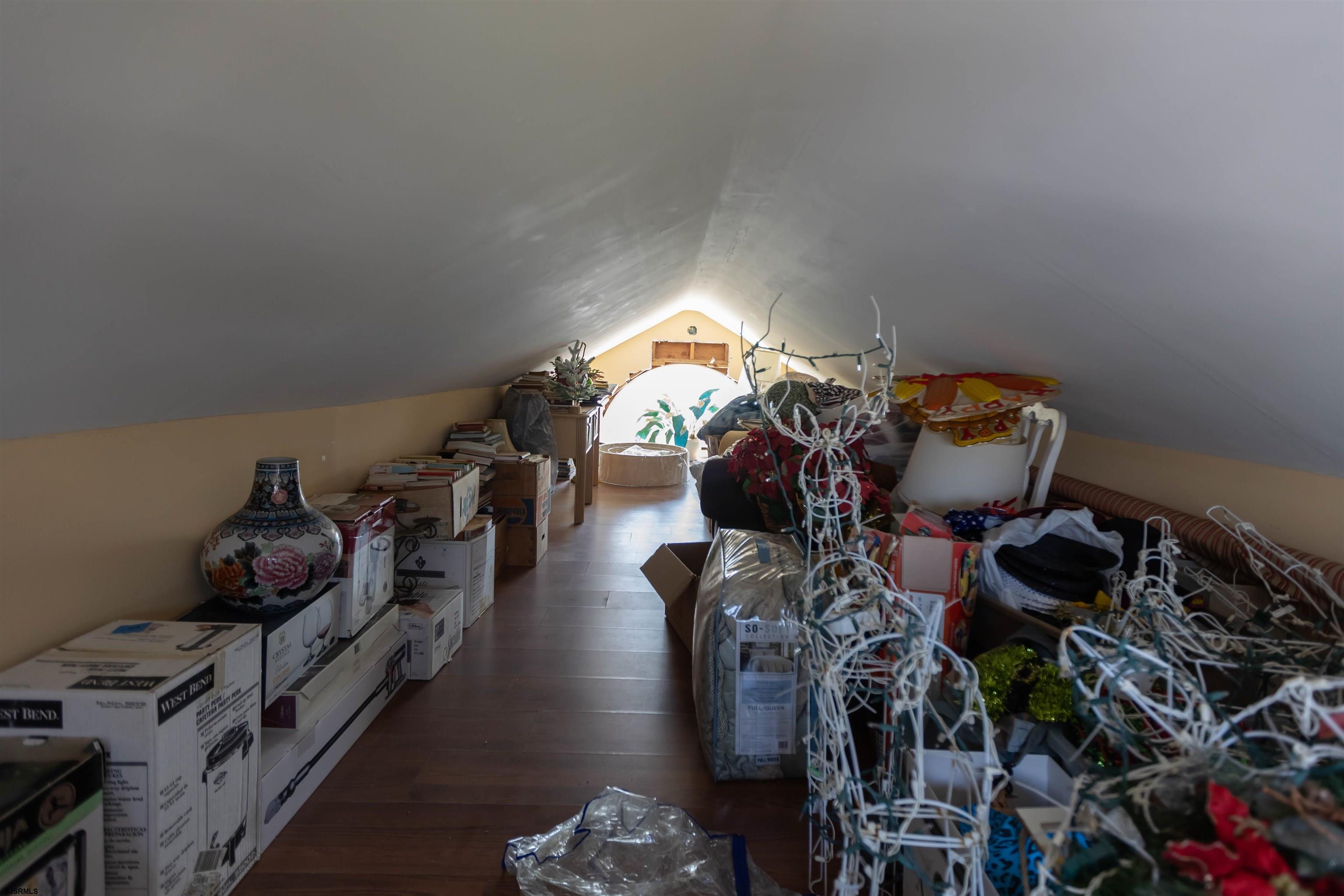 Pleasantville, New Jersey 08232, United States, 5 Bedrooms Bedrooms, ,5 BathroomsBathrooms,Residential,Active,131889