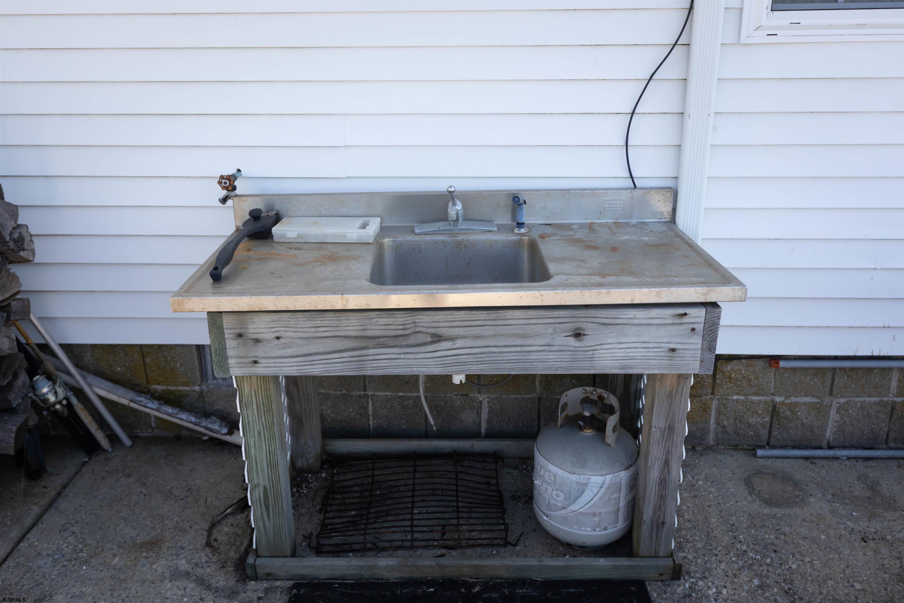 Pleasantville, New Jersey 08232, United States, 5 Bedrooms Bedrooms, ,5 BathroomsBathrooms,Residential,Active,131889