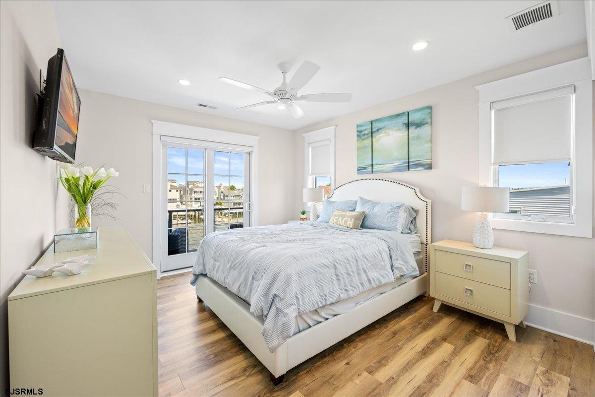 Margate, New Jersey 08402, United States, 6 Bedrooms Bedrooms, ,5 BathroomsBathrooms,Residential,Active,241630