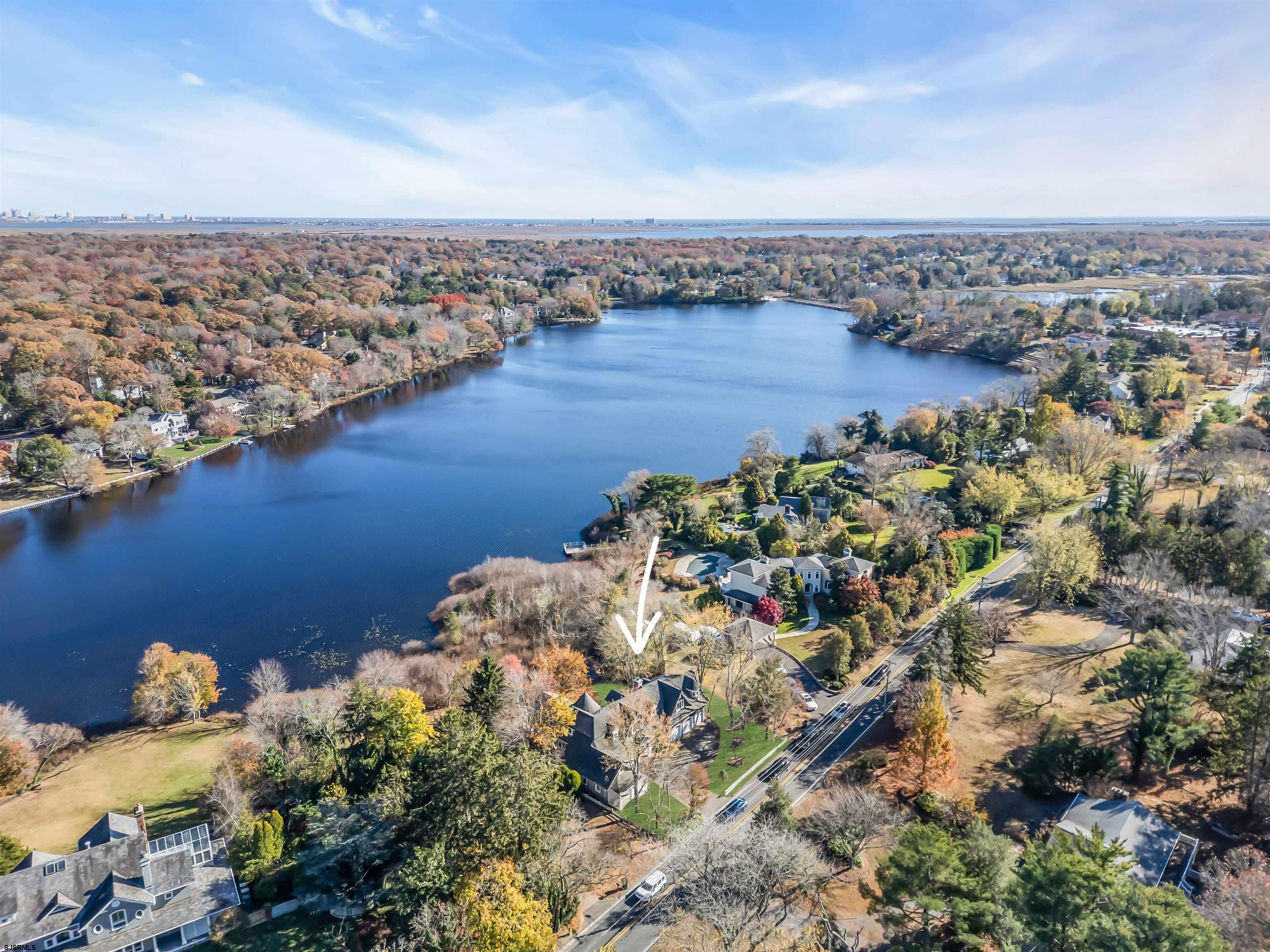 Egg Harbor Township, New Jersey 08234, United States, 5 Bedrooms Bedrooms, ,4 BathroomsBathrooms,Residential,Pending,32572