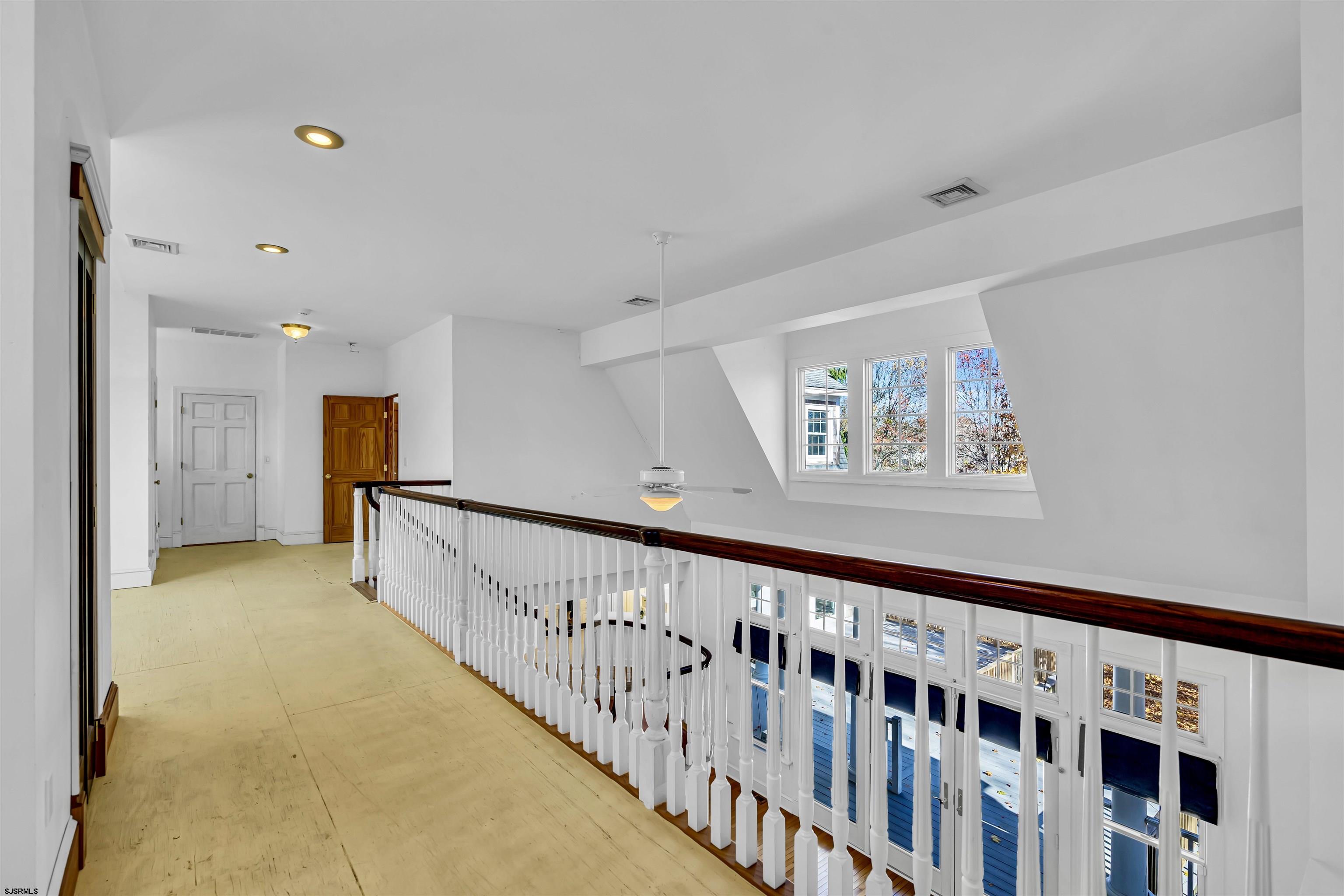 Egg Harbor Township, New Jersey 08234, United States, 5 Bedrooms Bedrooms, ,4 BathroomsBathrooms,Residential,Pending,32572