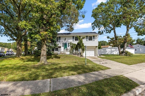 Homes For Sale - 1011 W Groveland Ave<br/> Somers Point, NJ 08244