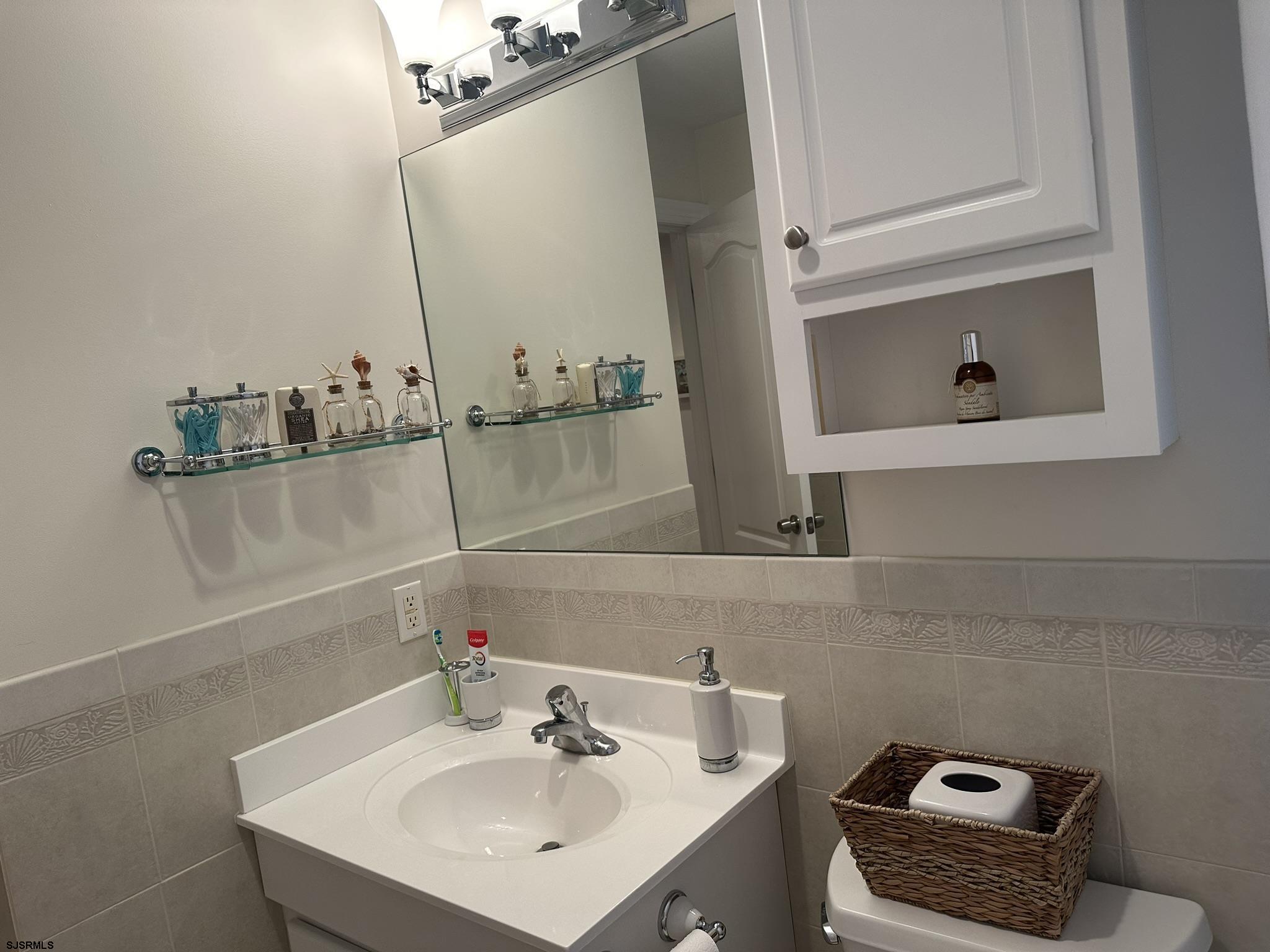 Margate, New Jersey 08402, United States, 4 Bedrooms Bedrooms, ,3 BathroomsBathrooms,Residential,Active,156