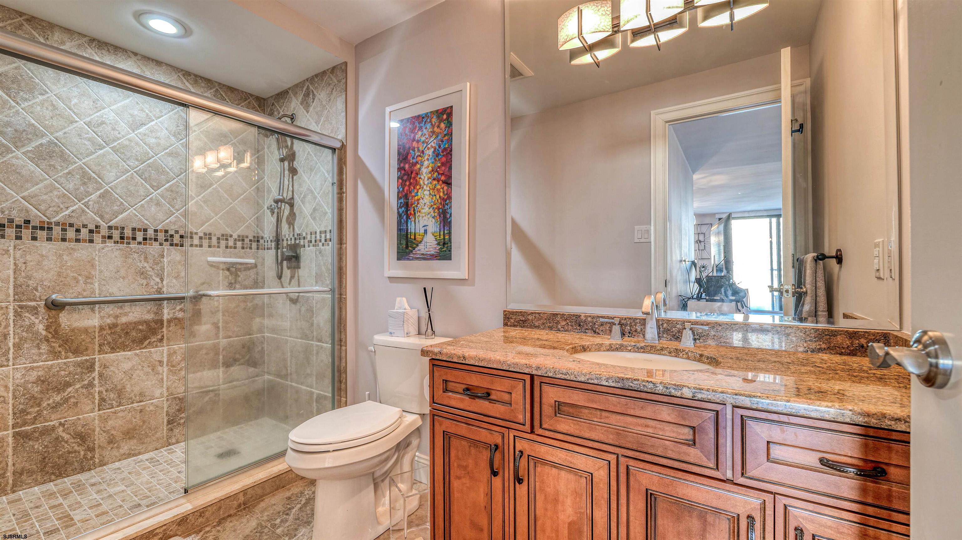 Ventnor, New Jersey 08406, United States, 1 Bedroom Bedrooms, ,2 BathroomsBathrooms,Residential,Active,241156