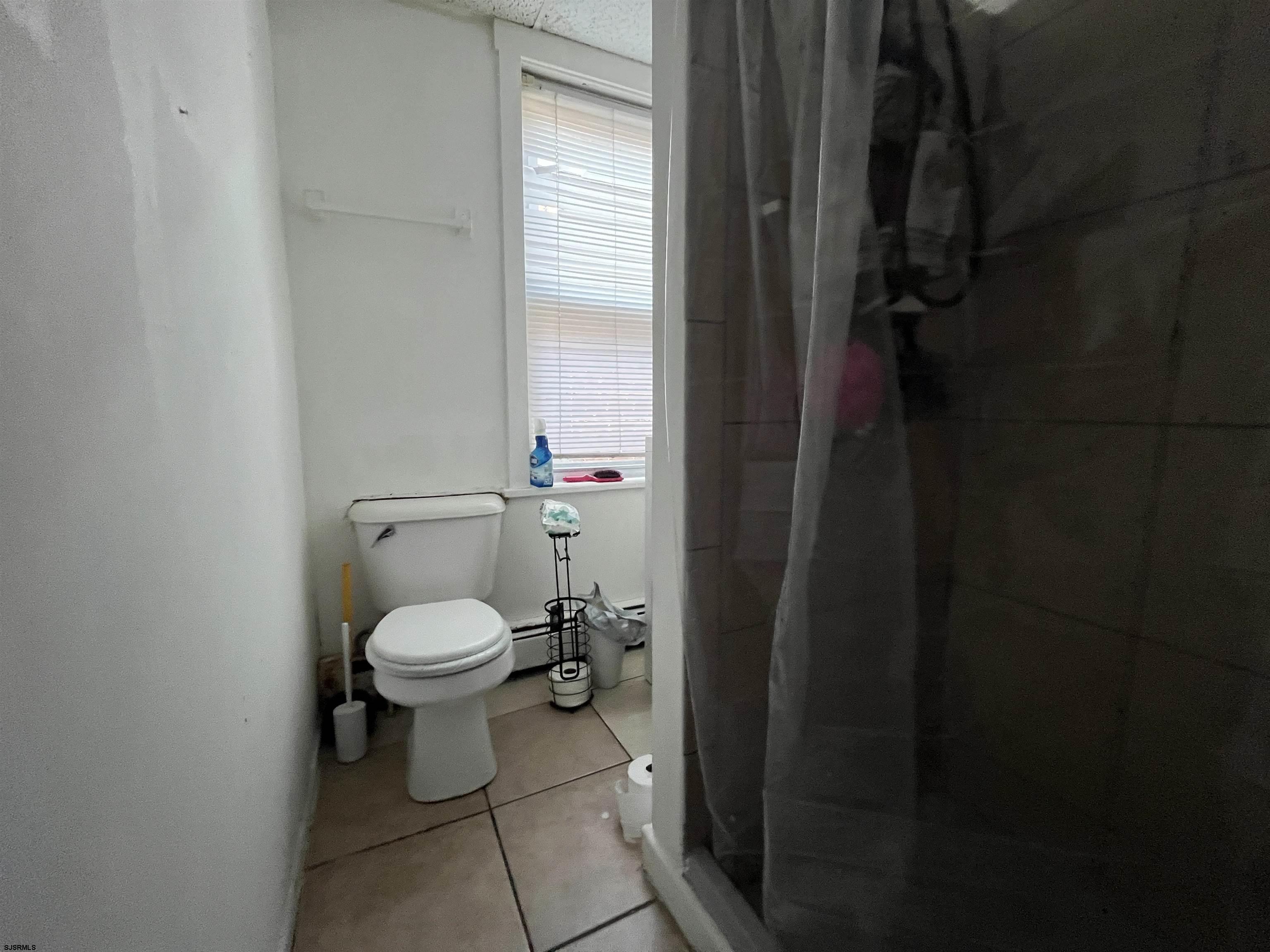 Atlantic City, New Jersey 08401, United States, 3 Bedrooms Bedrooms, ,1 BathroomBathrooms,Residential,Active,46385