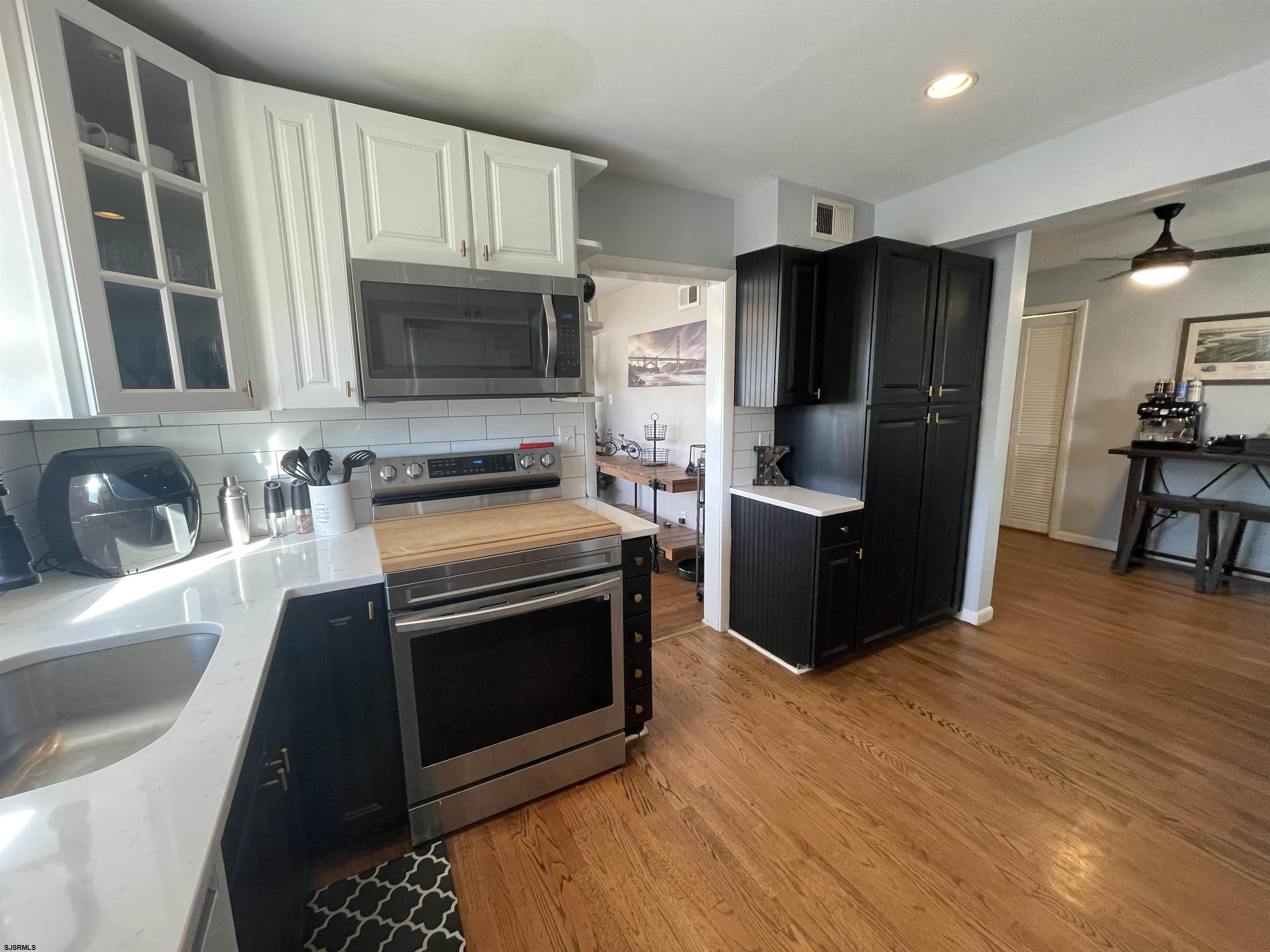 Margate, New Jersey 08402, United States, 3 Bedrooms Bedrooms, ,3 BathroomsBathrooms,Residential,Active,236509