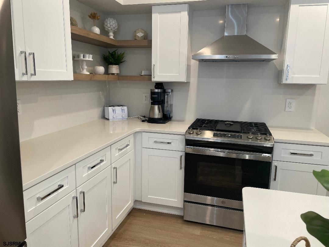 Ventnor, New Jersey 08406, United States, 3 Bedrooms Bedrooms, ,4 BathroomsBathrooms,Residential,Active,303