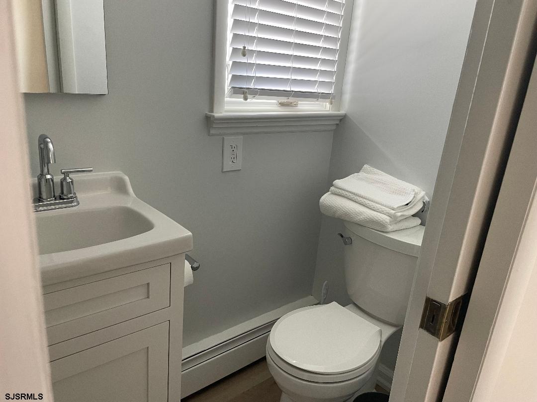 Ventnor, New Jersey 08406, United States, 3 Bedrooms Bedrooms, ,4 BathroomsBathrooms,Residential,Active,303