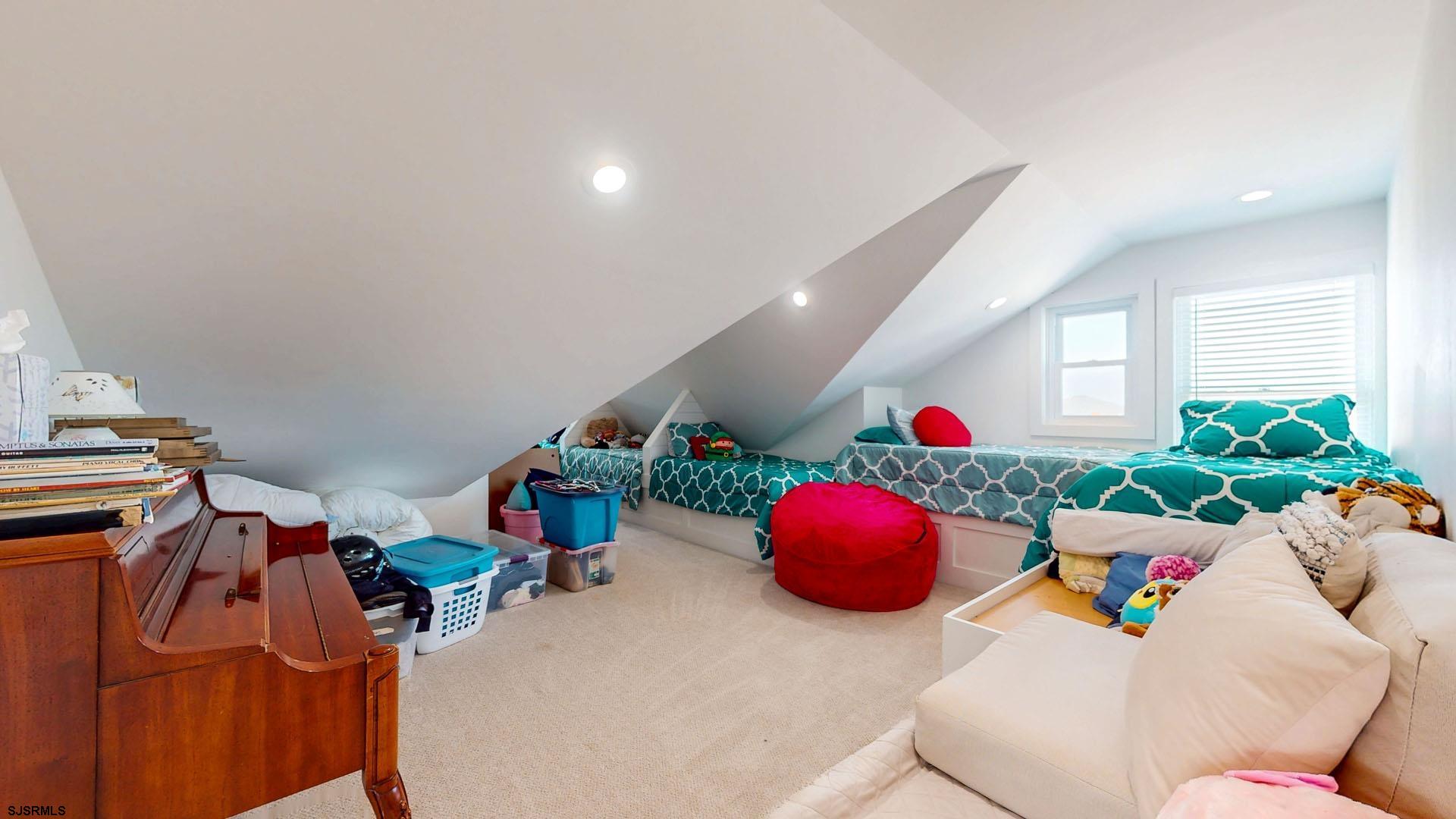 Ocean City, New Jersey 08226, United States, 6 Bedrooms Bedrooms, ,5 BathroomsBathrooms,Residential,Active,239254