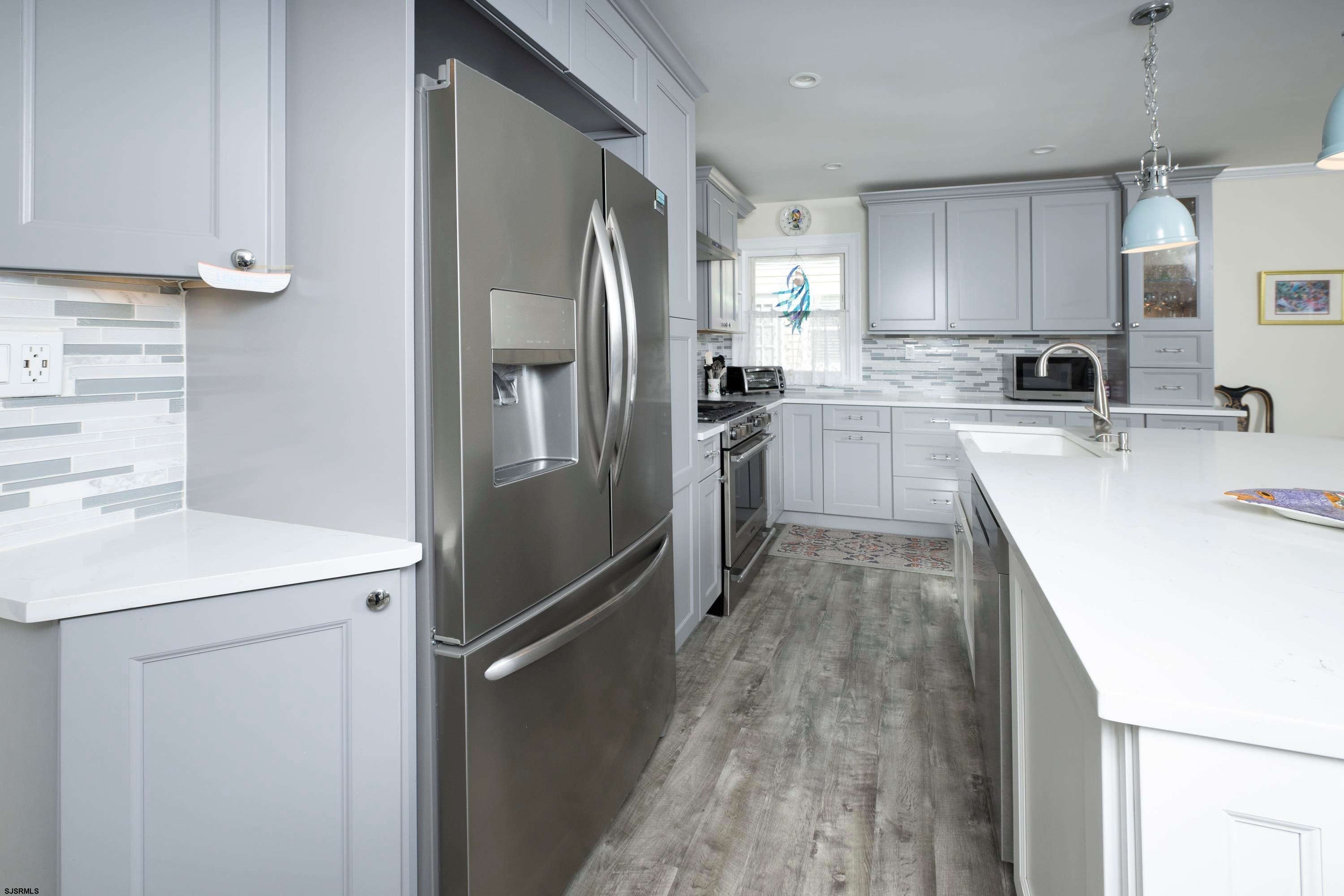 220 N 35th